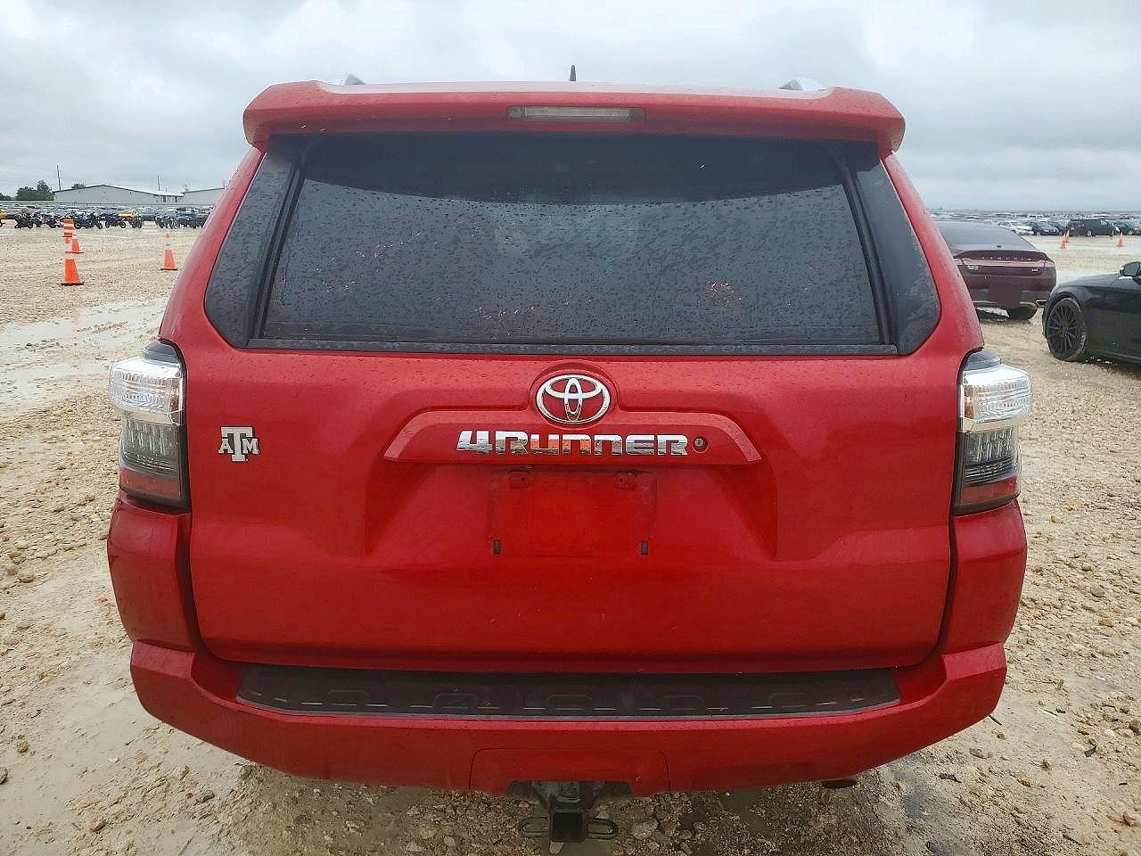 2016 Toyota 4runner Sr5 Red vin: JTEBU5JR4G5336248