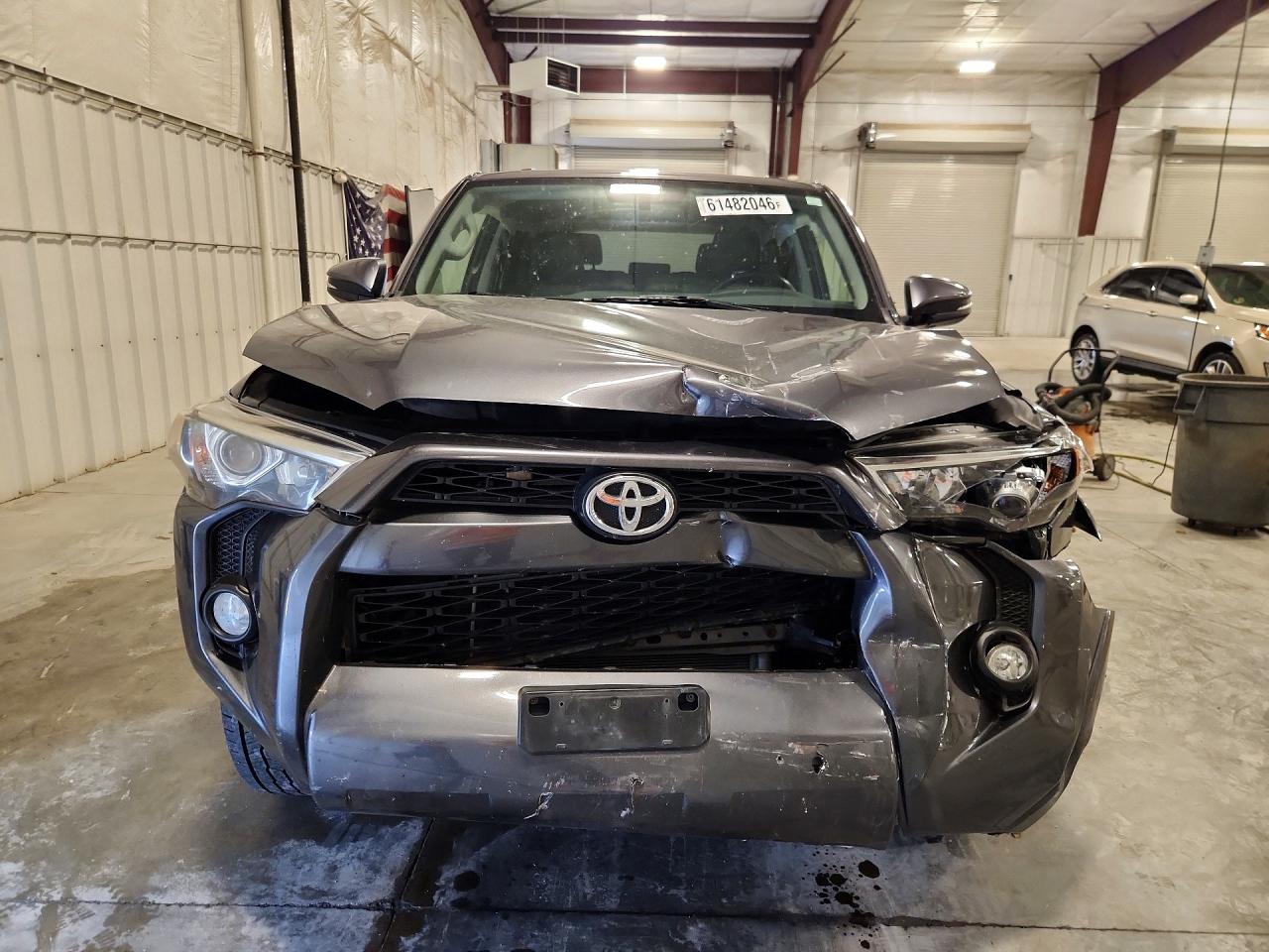 2019 Toyota 4runner Sr5 Premium Серый vin: JTEBU5JR4K5675987