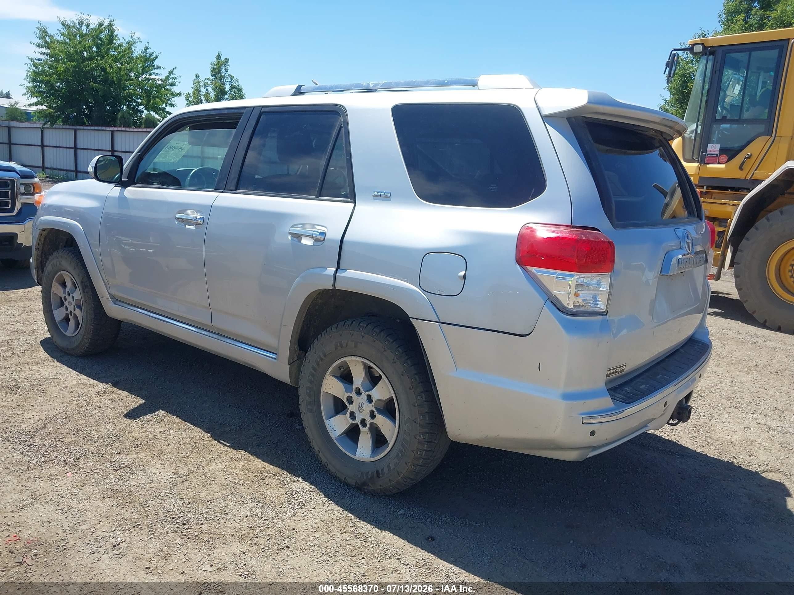 2010 Toyota 4runner Sr5 V6 Silver vin: JTEBU5JR5A5003774