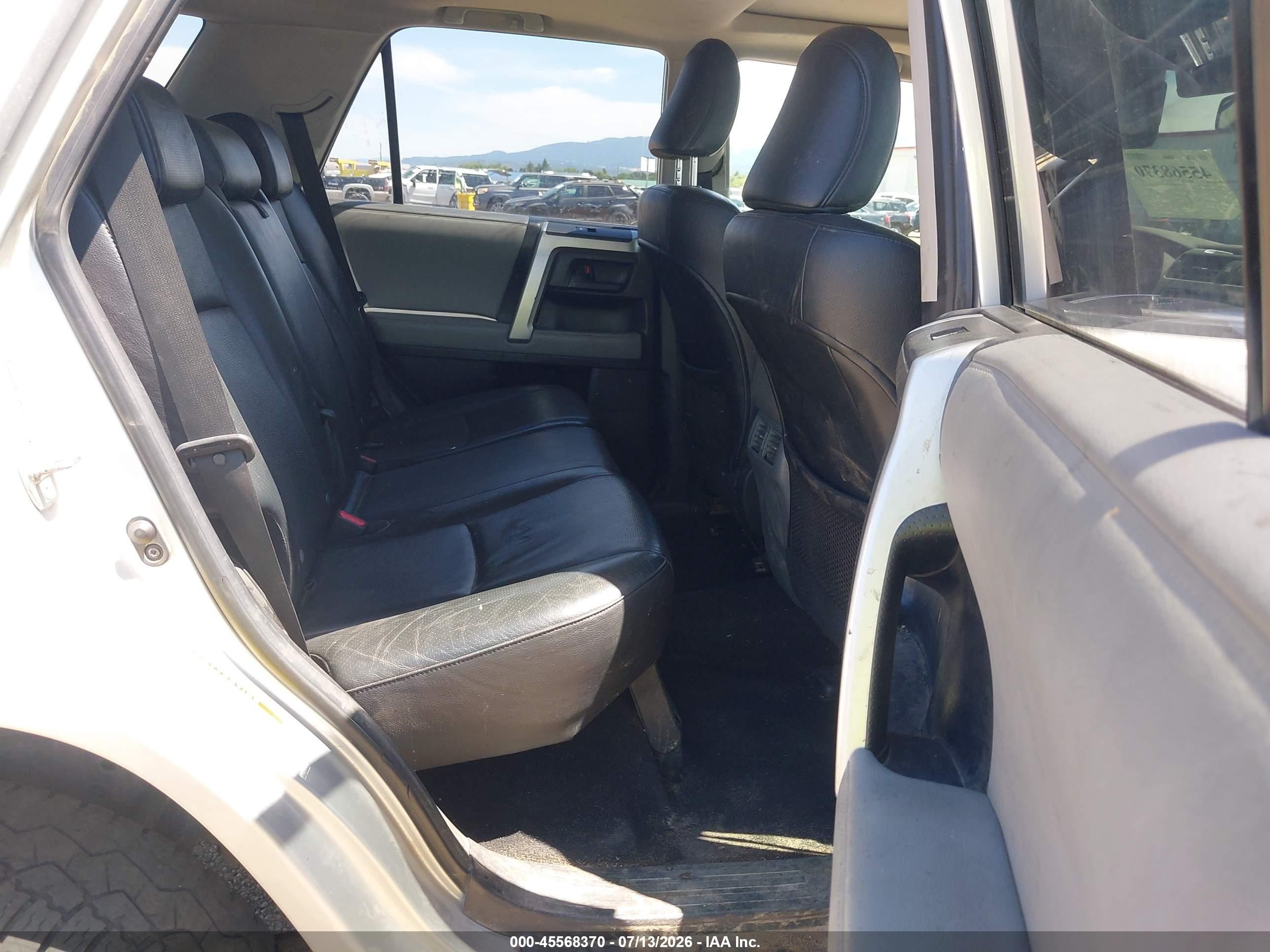 2010 Toyota 4runner Sr5 V6 Silver vin: JTEBU5JR5A5003774