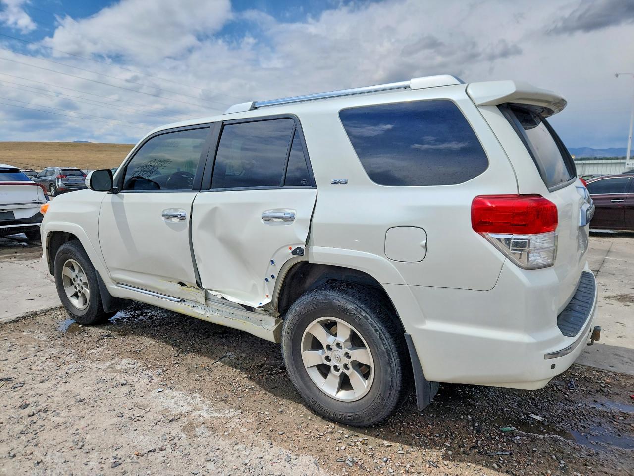 2013 Toyota 4runner Sr5 White vin: JTEBU5JR5D5128519