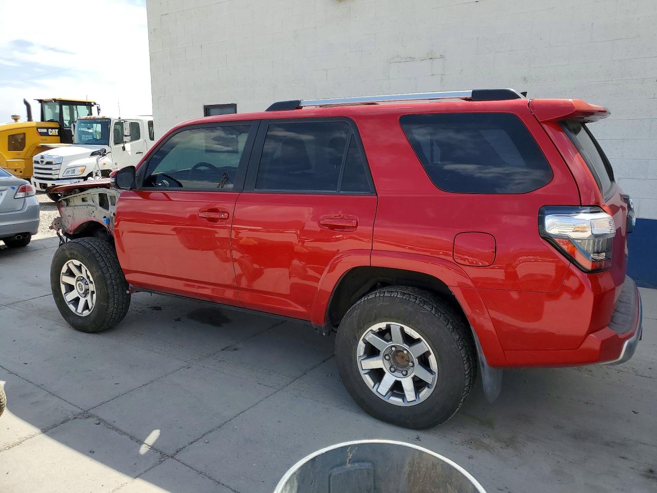 2015 Toyota 4runner Trail Premium Red vin: JTEBU5JR5F5225562