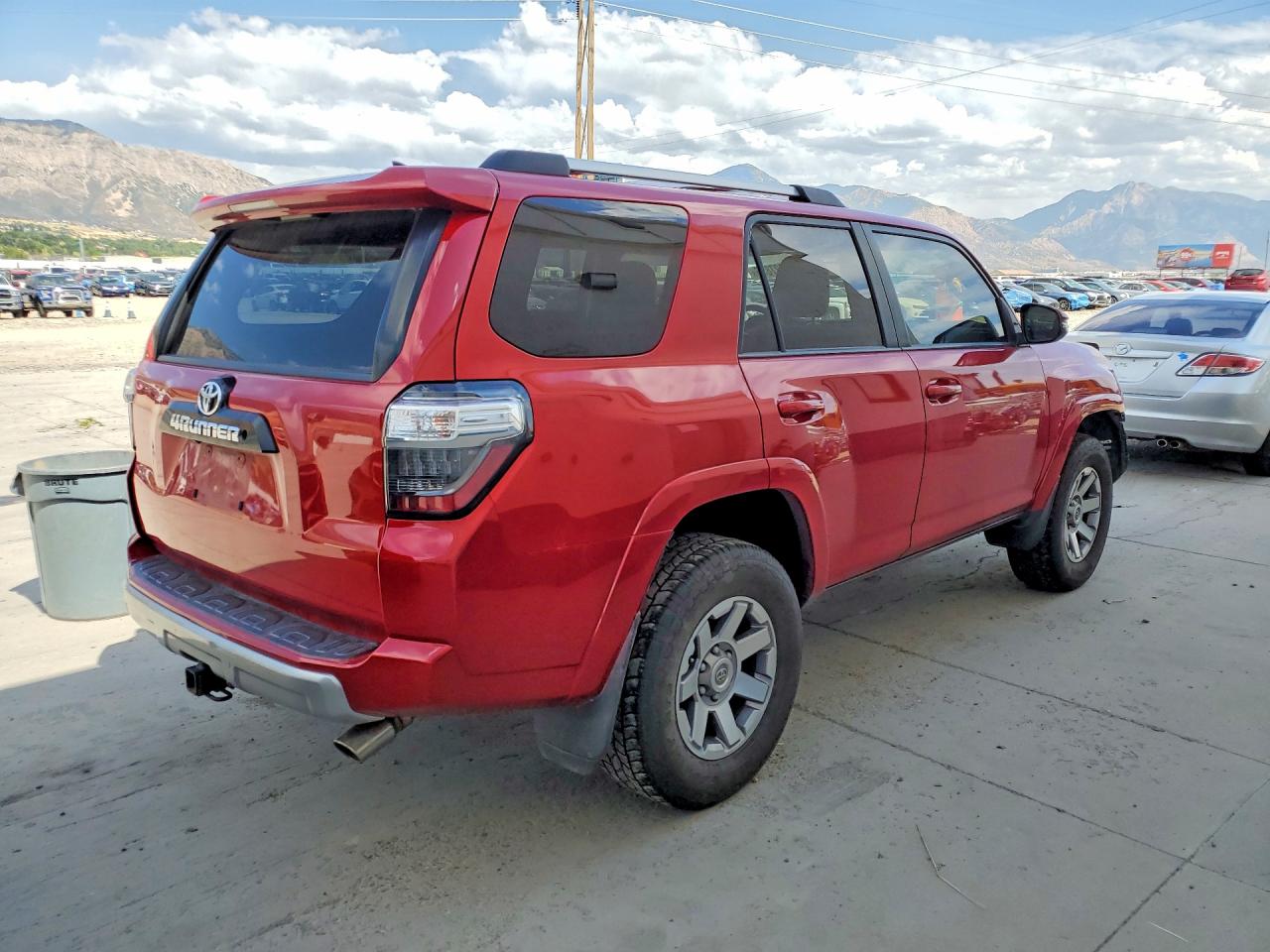 2015 Toyota 4runner Trail Premium Red vin: JTEBU5JR5F5225562
