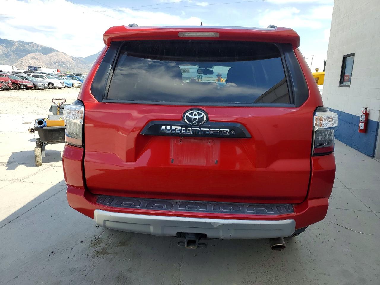 2015 Toyota 4runner Trail Premium Red vin: JTEBU5JR5F5225562