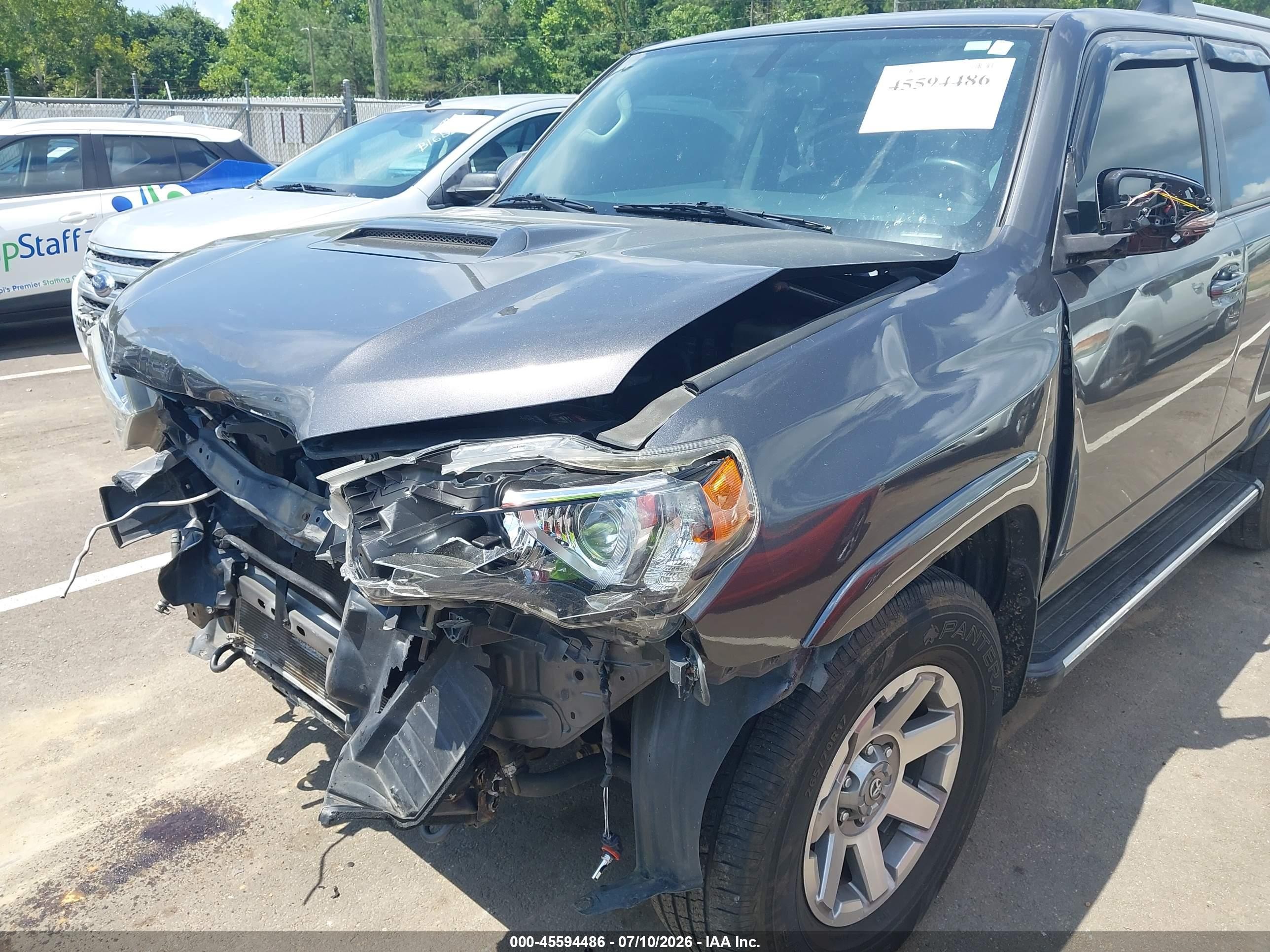 2015 Toyota 4runner Trail Premium Gray vin: JTEBU5JR5F5271246
