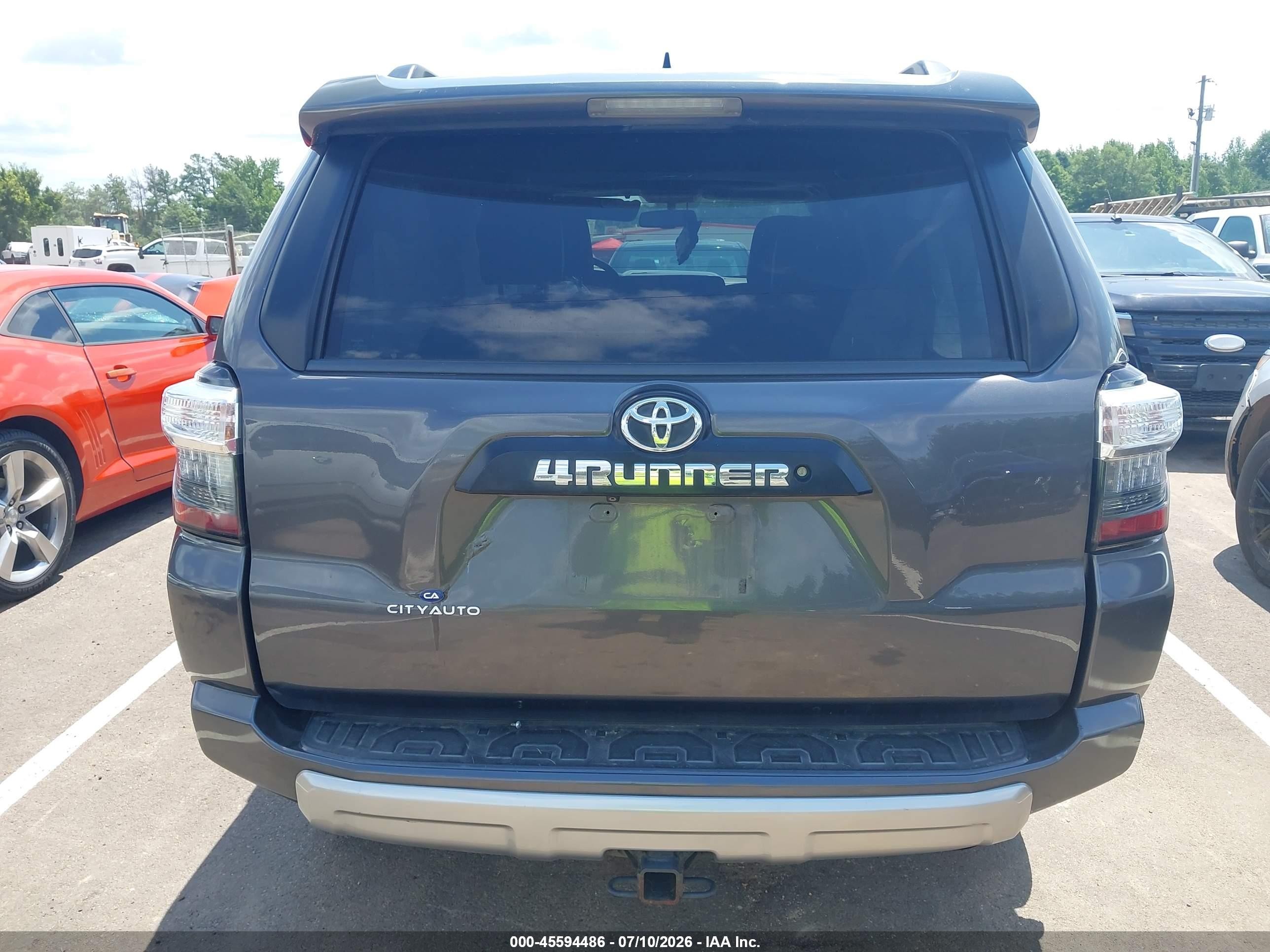 2015 Toyota 4runner Trail Premium Gray vin: JTEBU5JR5F5271246