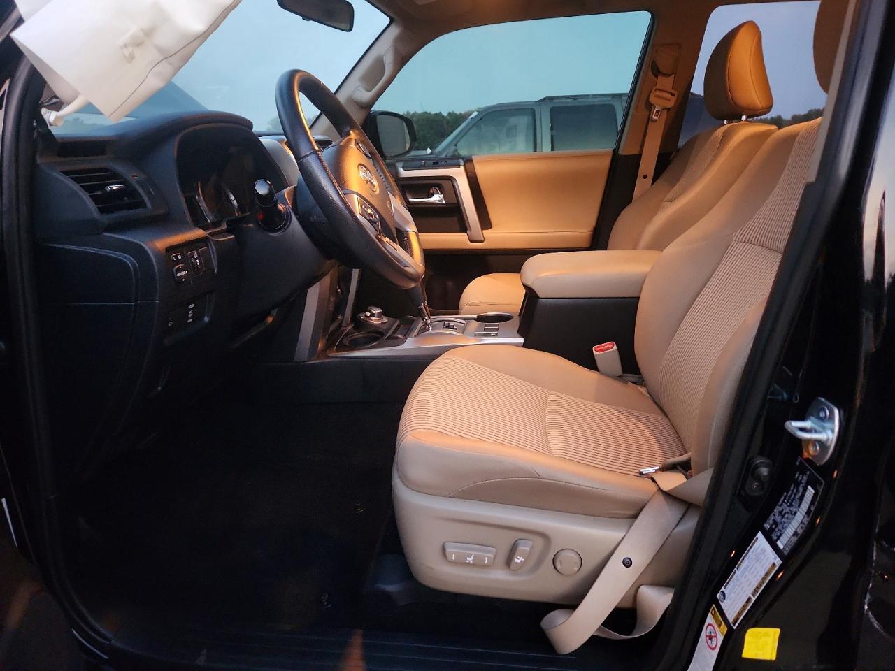 2016 Toyota 4runner Sr5 Black vin: JTEBU5JR5G5360994