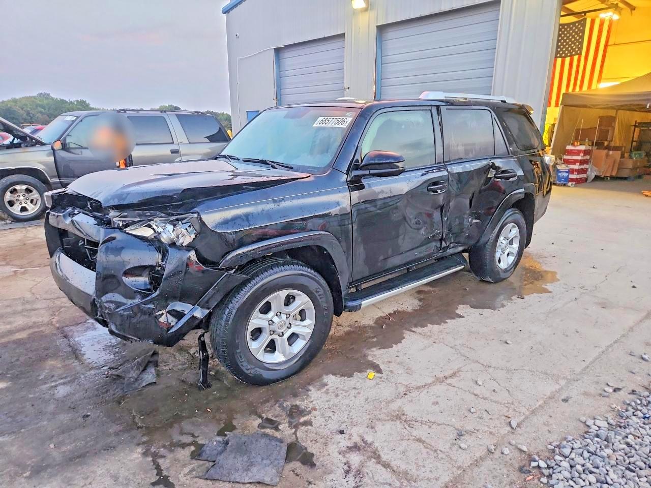 2016 Toyota 4runner Sr5 Black vin: JTEBU5JR5G5360994