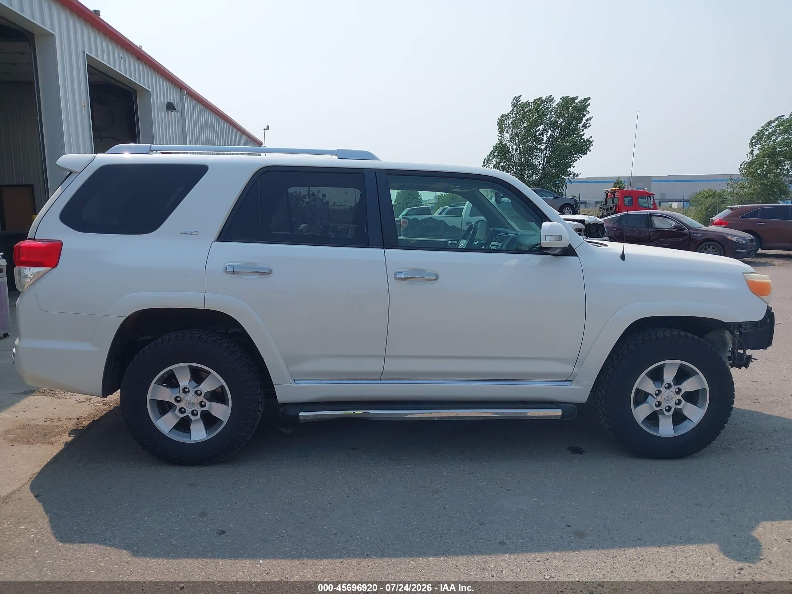 2010 Toyota 4runner Sr5 V6 White vin: JTEBU5JR6A5002259