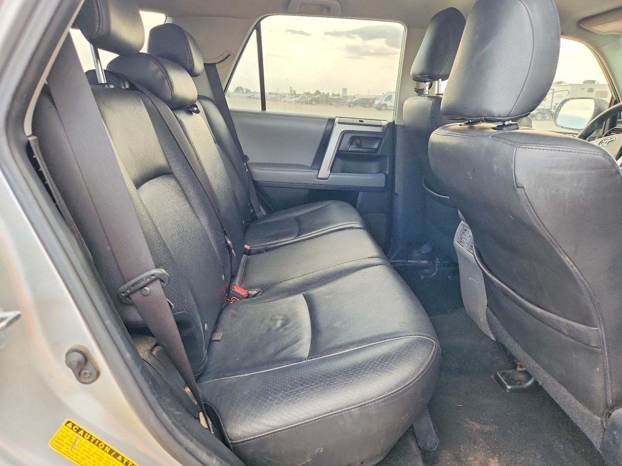 2010 Toyota 4runner Sr5 Silver vin: JTEBU5JR6A5010345