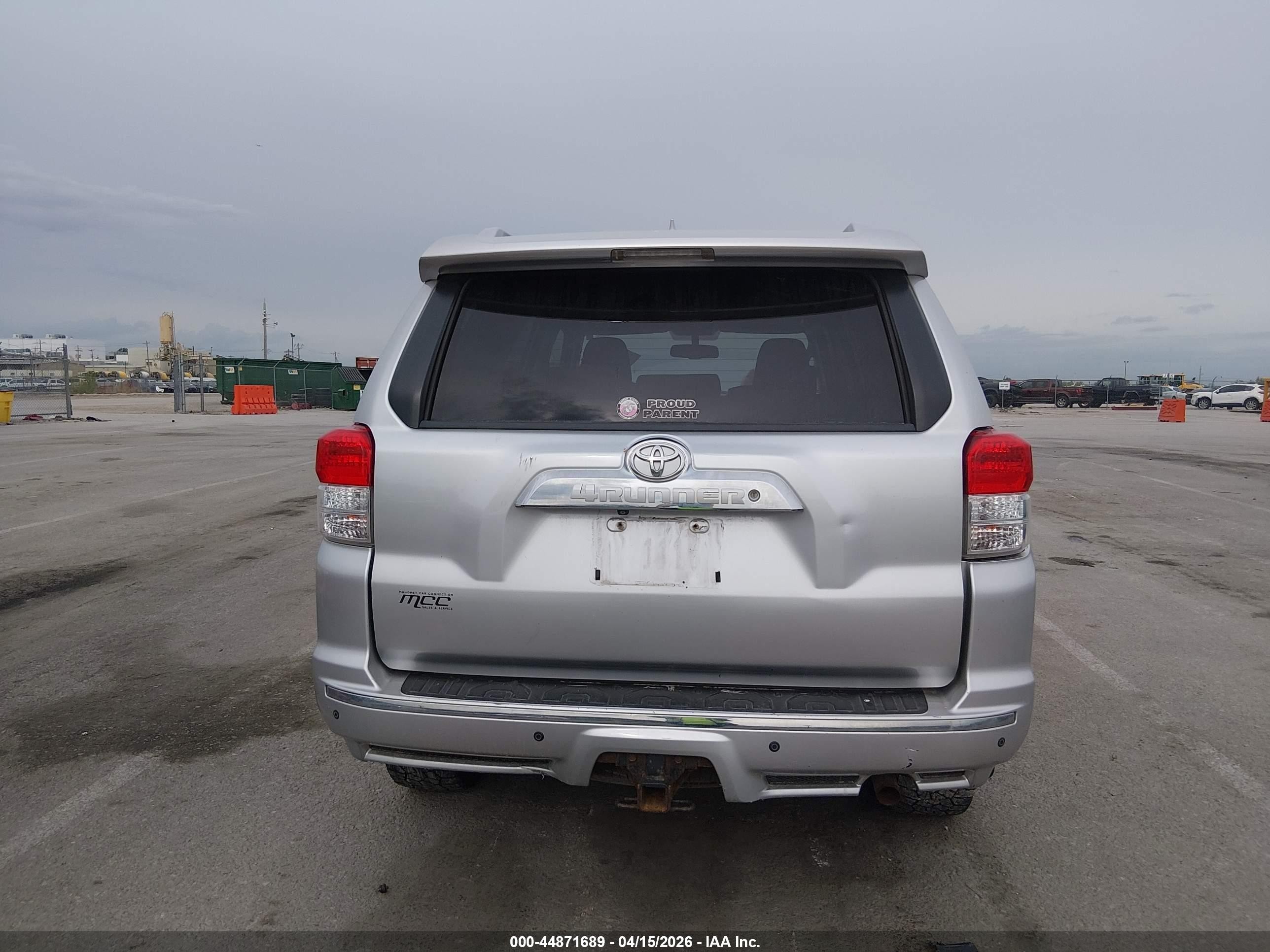 2010 Toyota 4runner Sr5 V6 Silver vin: JTEBU5JR6A5017893