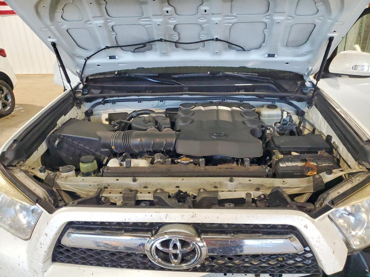 2011 Toyota 4runner Sr5 White vin: JTEBU5JR6B5050104