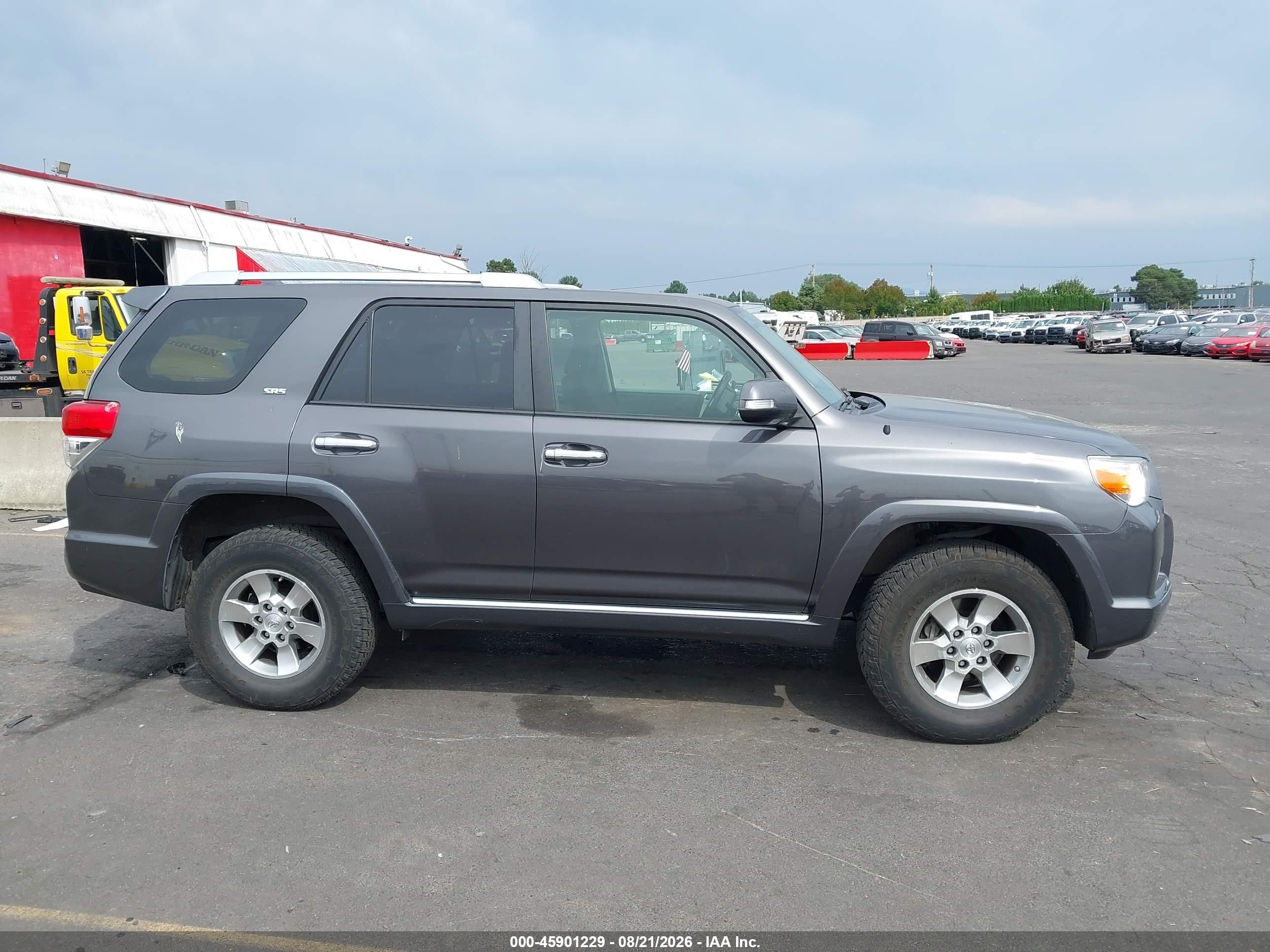 2011 Toyota 4runner Sr5 V6 Gray vin: JTEBU5JR6B5069641