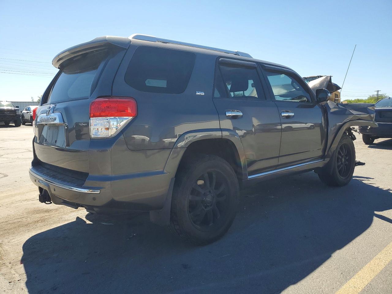 2013 Toyota 4runner Sr5 Charcoal vin: JTEBU5JR6D5113379