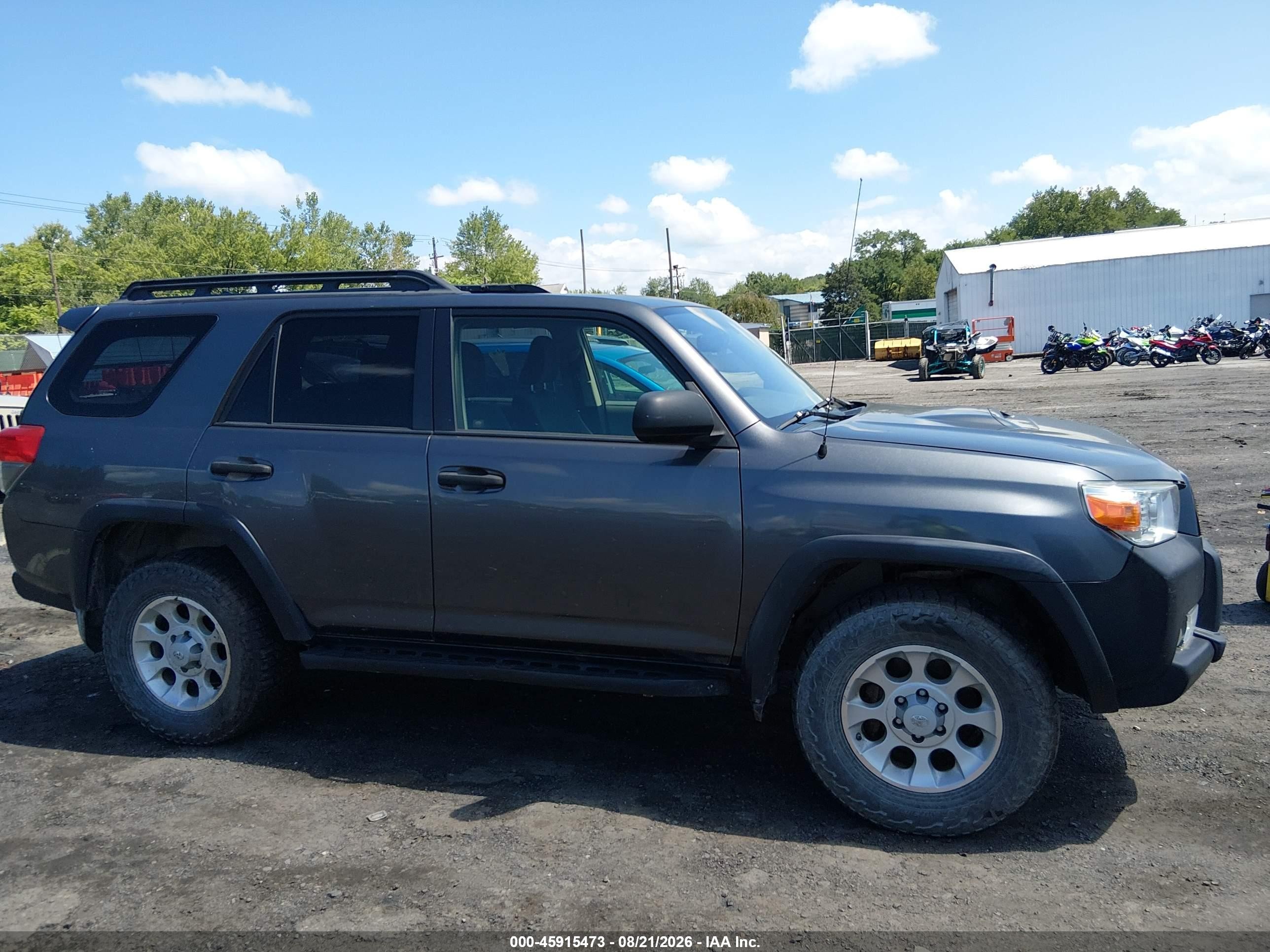 2013 Toyota 4runner Trail Gray vin: JTEBU5JR6D5138847