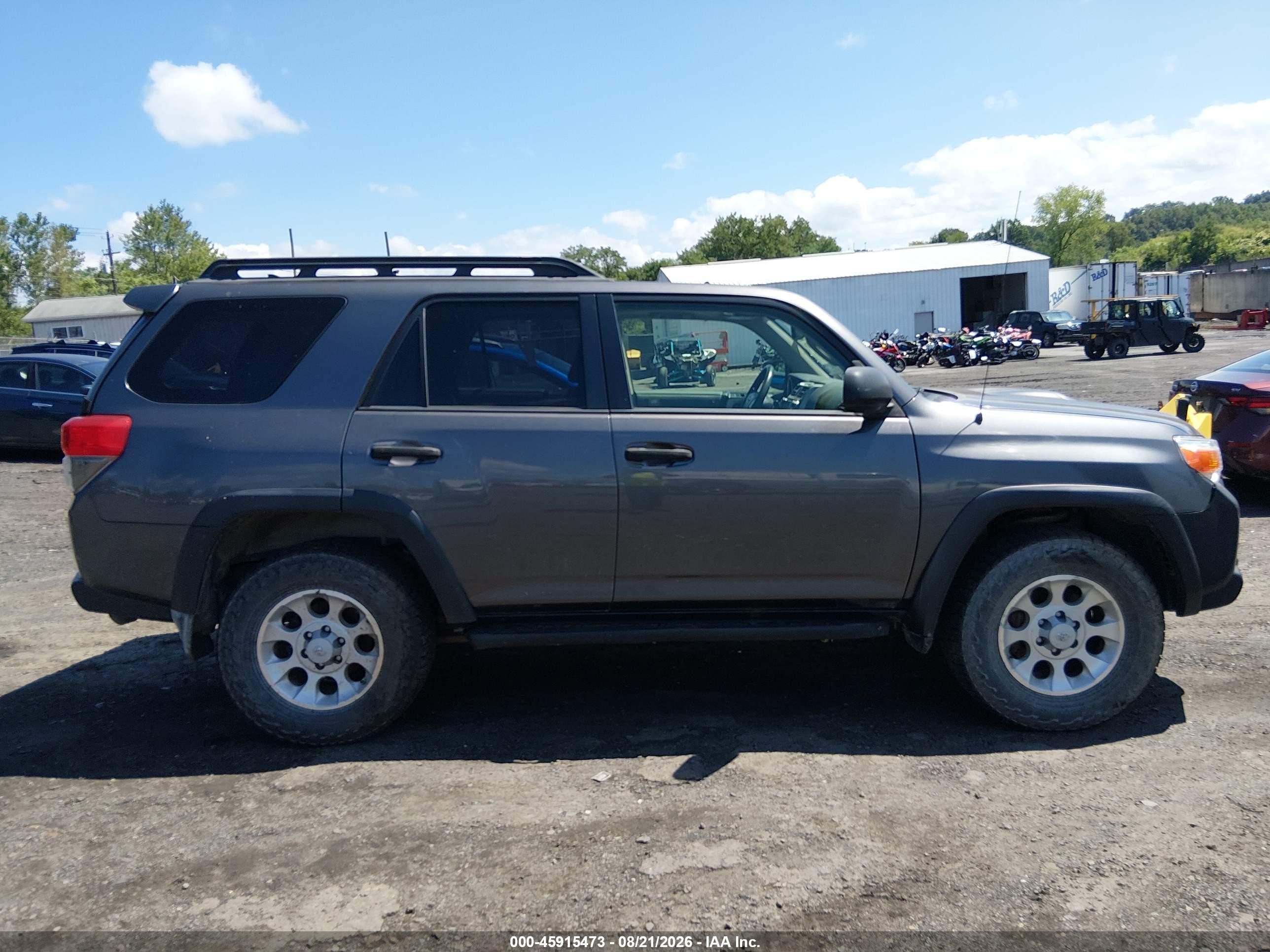 2013 Toyota 4runner Trail Gray vin: JTEBU5JR6D5138847