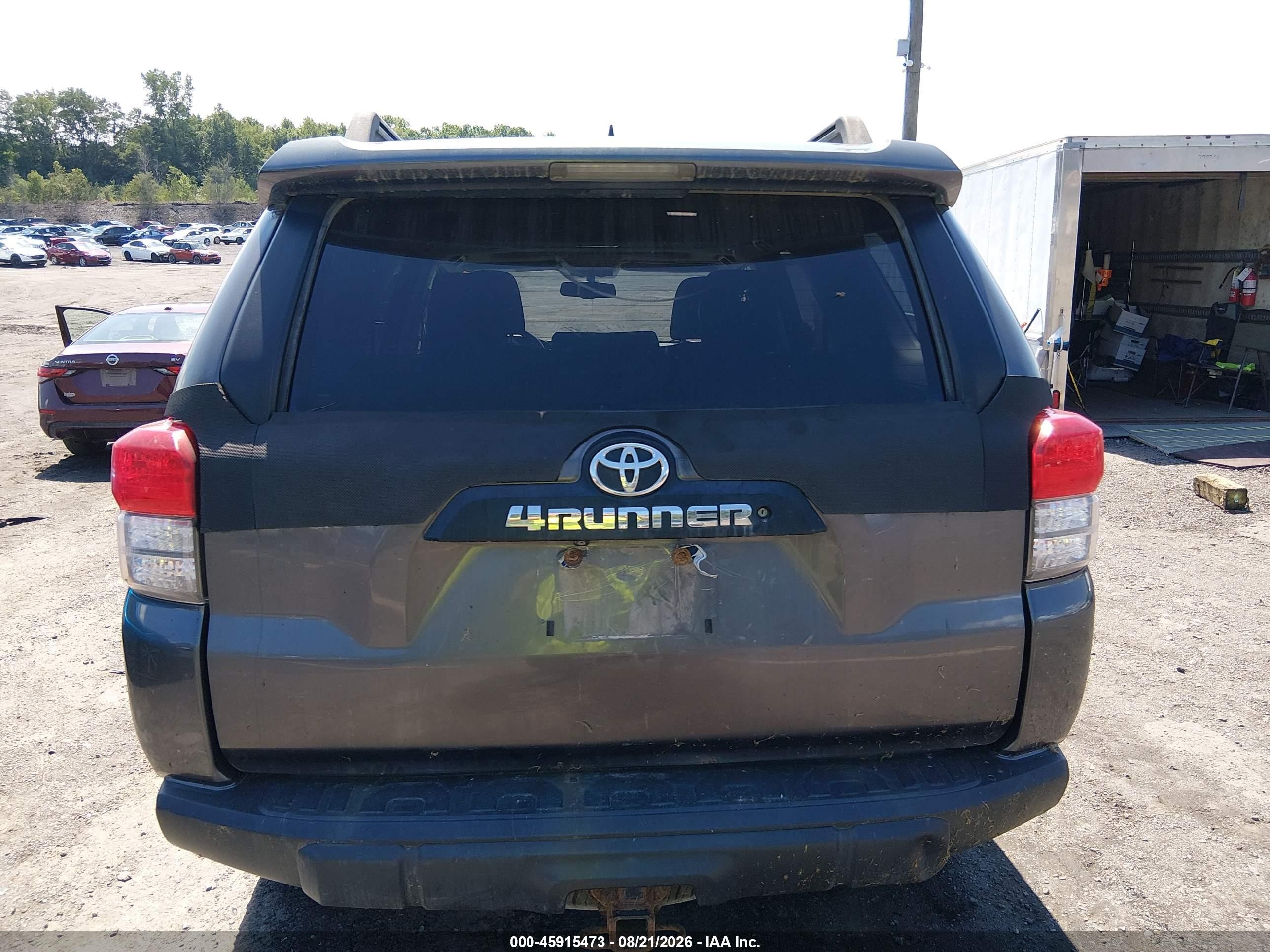 2013 Toyota 4runner Trail Gray vin: JTEBU5JR6D5138847