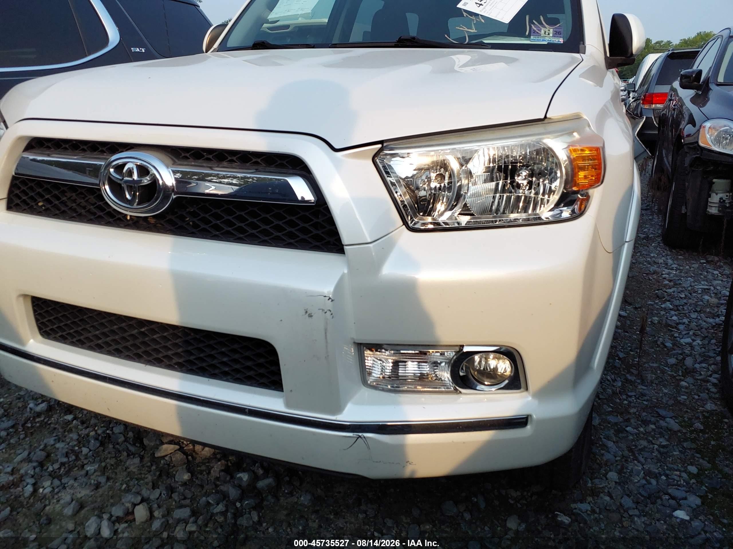 2013 Toyota 4runner Sr5 White vin: JTEBU5JR6D5149587