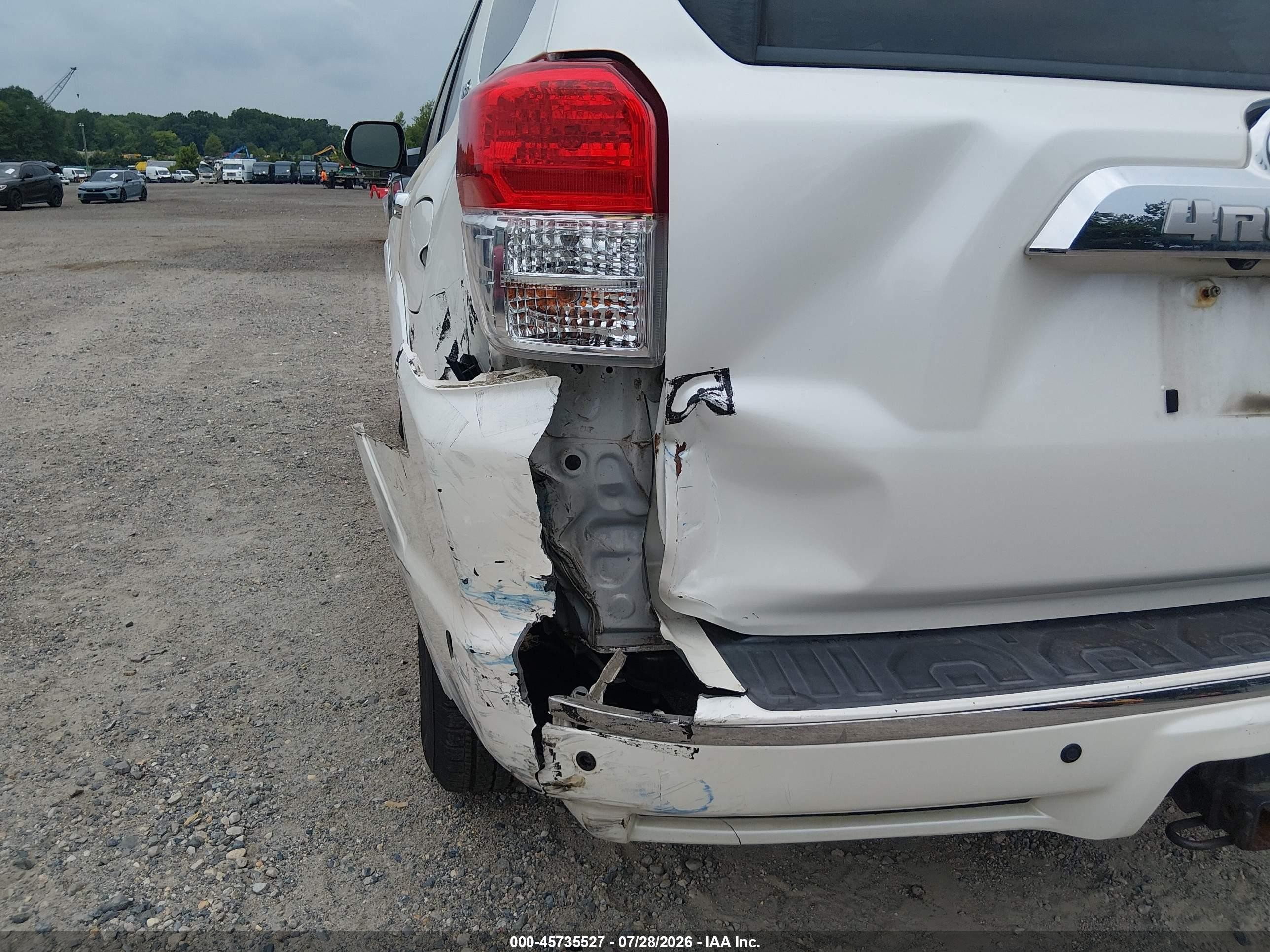 2013 Toyota 4runner Sr5 White vin: JTEBU5JR6D5149587