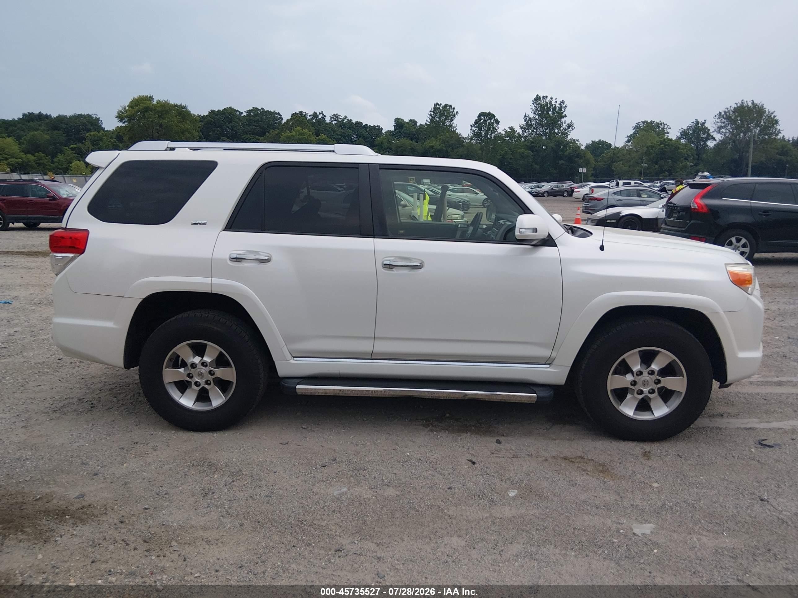 2013 Toyota 4runner Sr5 White vin: JTEBU5JR6D5149587