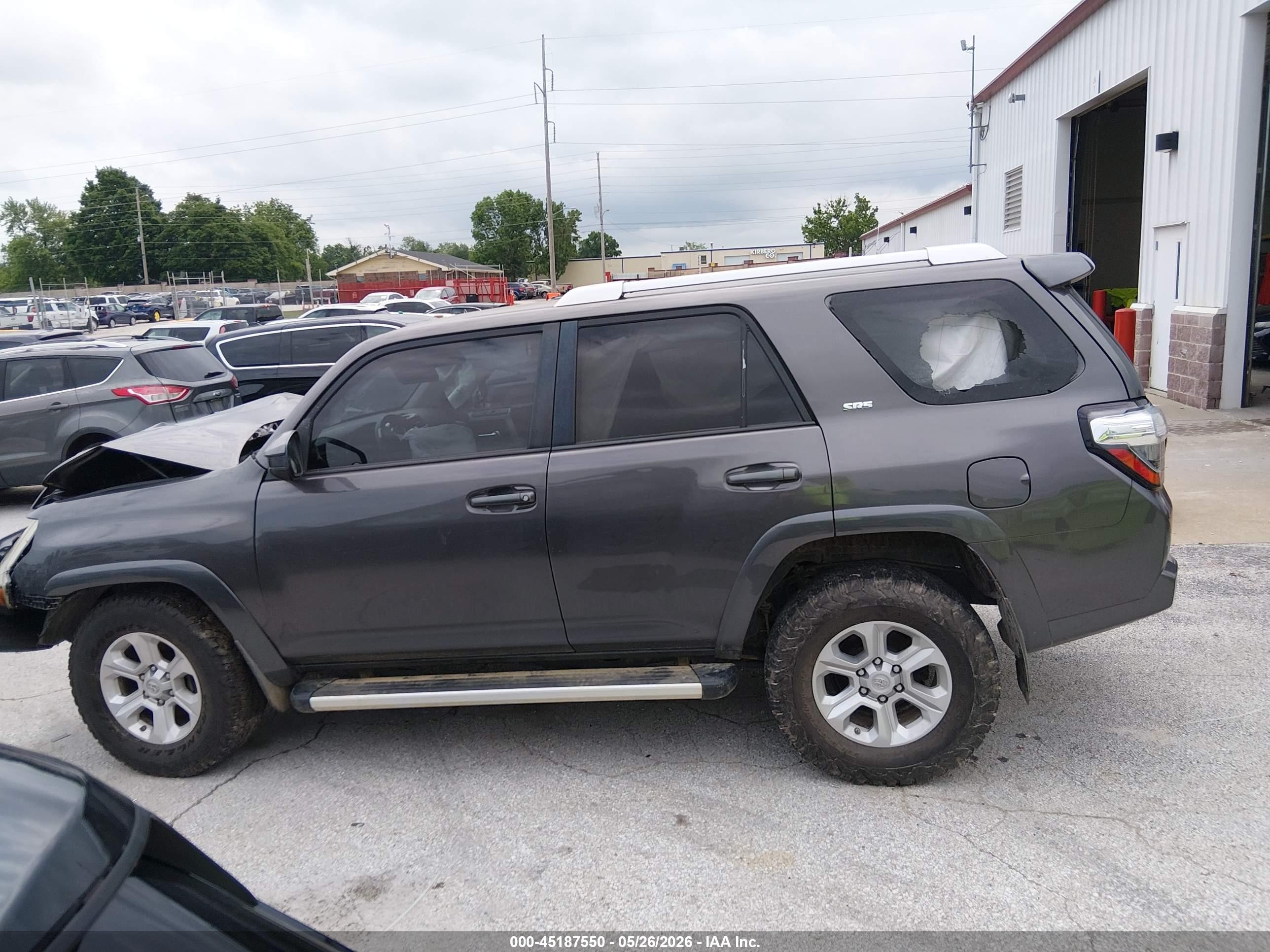 2014 Toyota 4runner Sr5 Gray vin: JTEBU5JR6E5156749