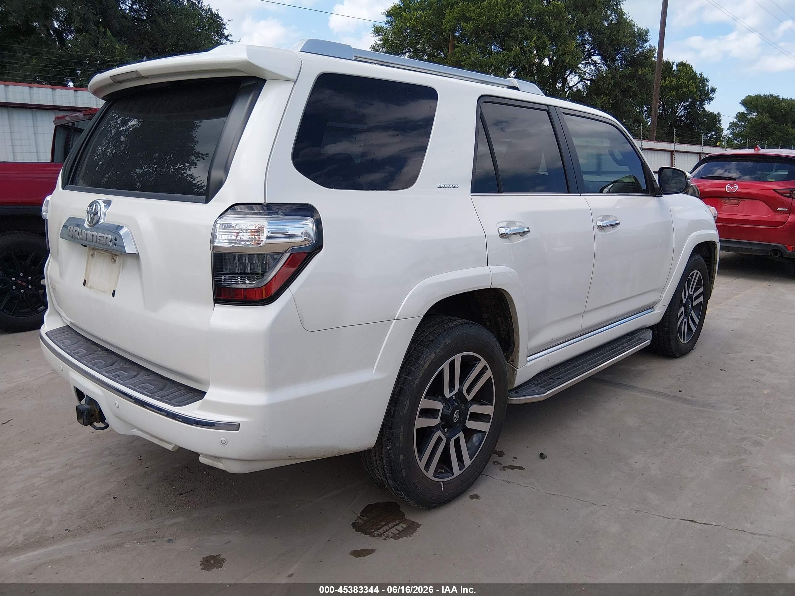2015 Toyota 4runner Limited White vin: JTEBU5JR6F5204641