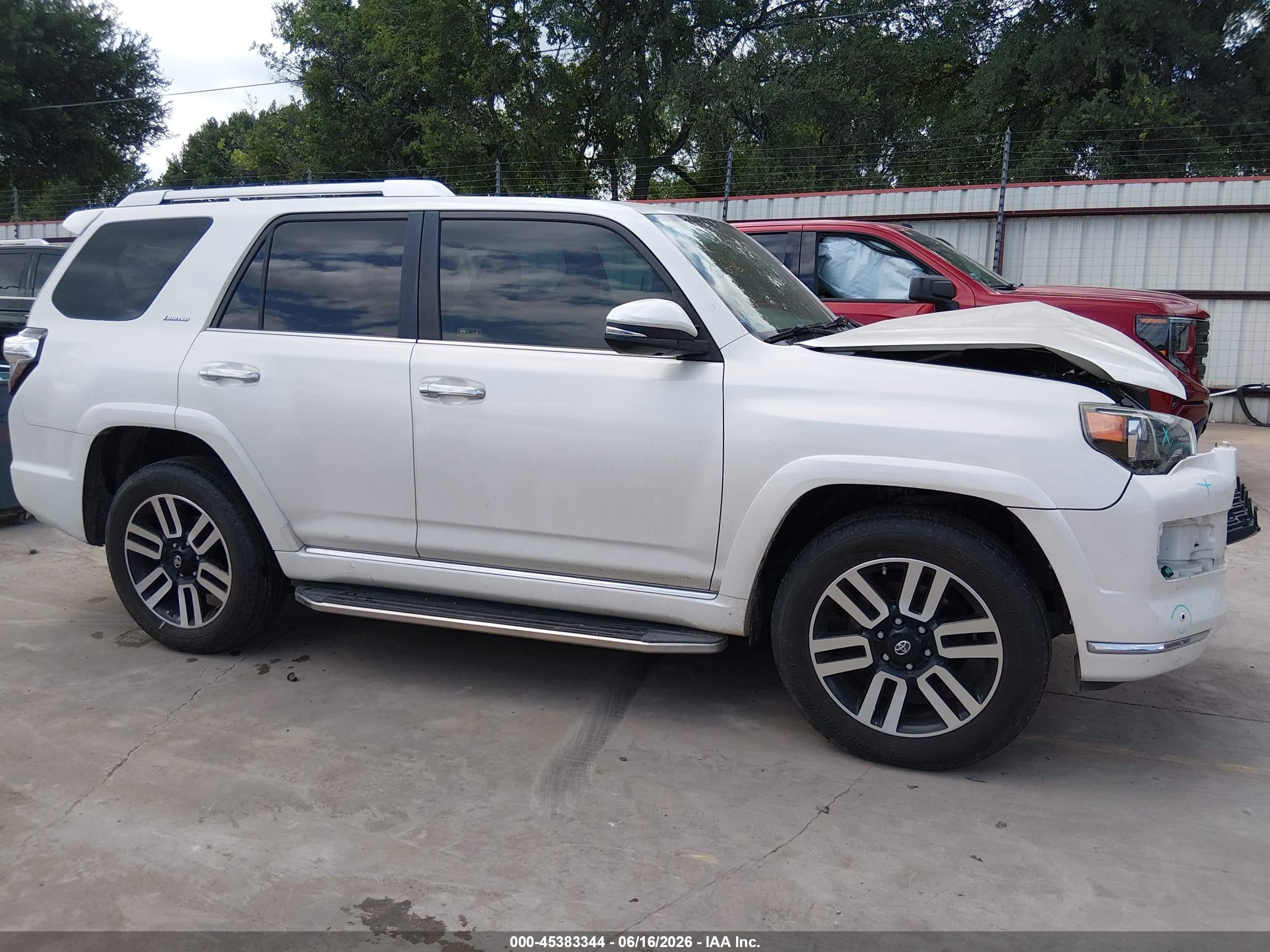 2015 Toyota 4runner Limited White vin: JTEBU5JR6F5204641