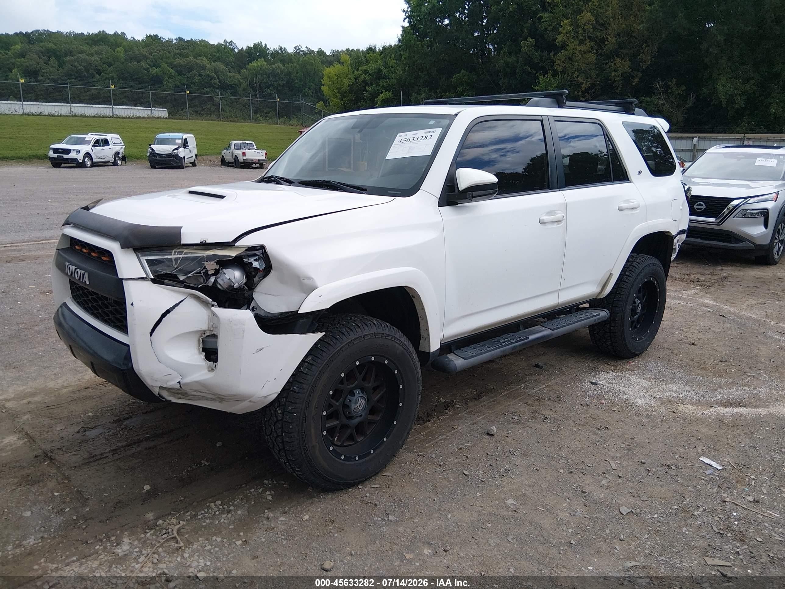 2015 Toyota 4runner Trail White vin: JTEBU5JR6F5265391