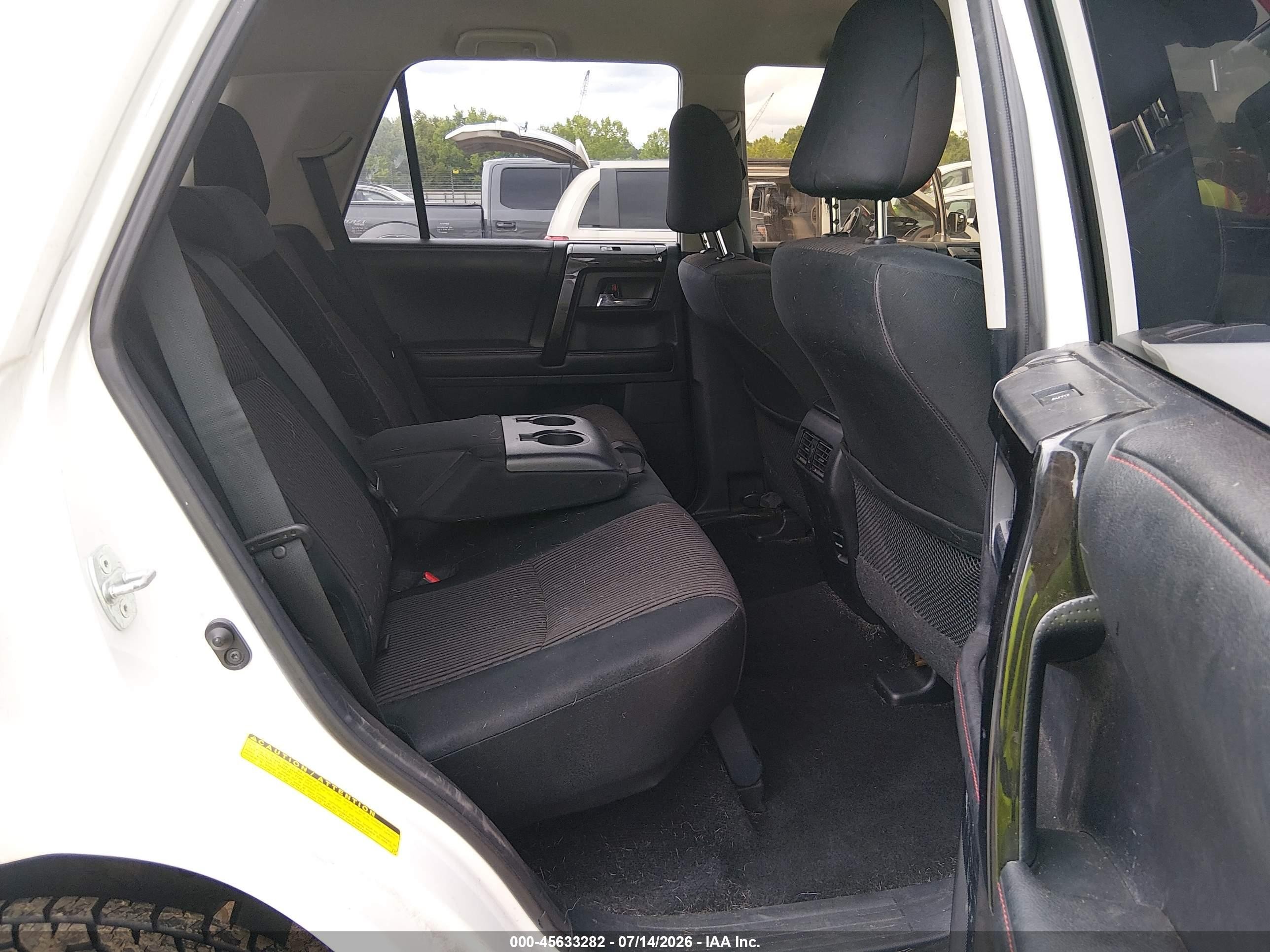 2015 Toyota 4runner Trail White vin: JTEBU5JR6F5265391