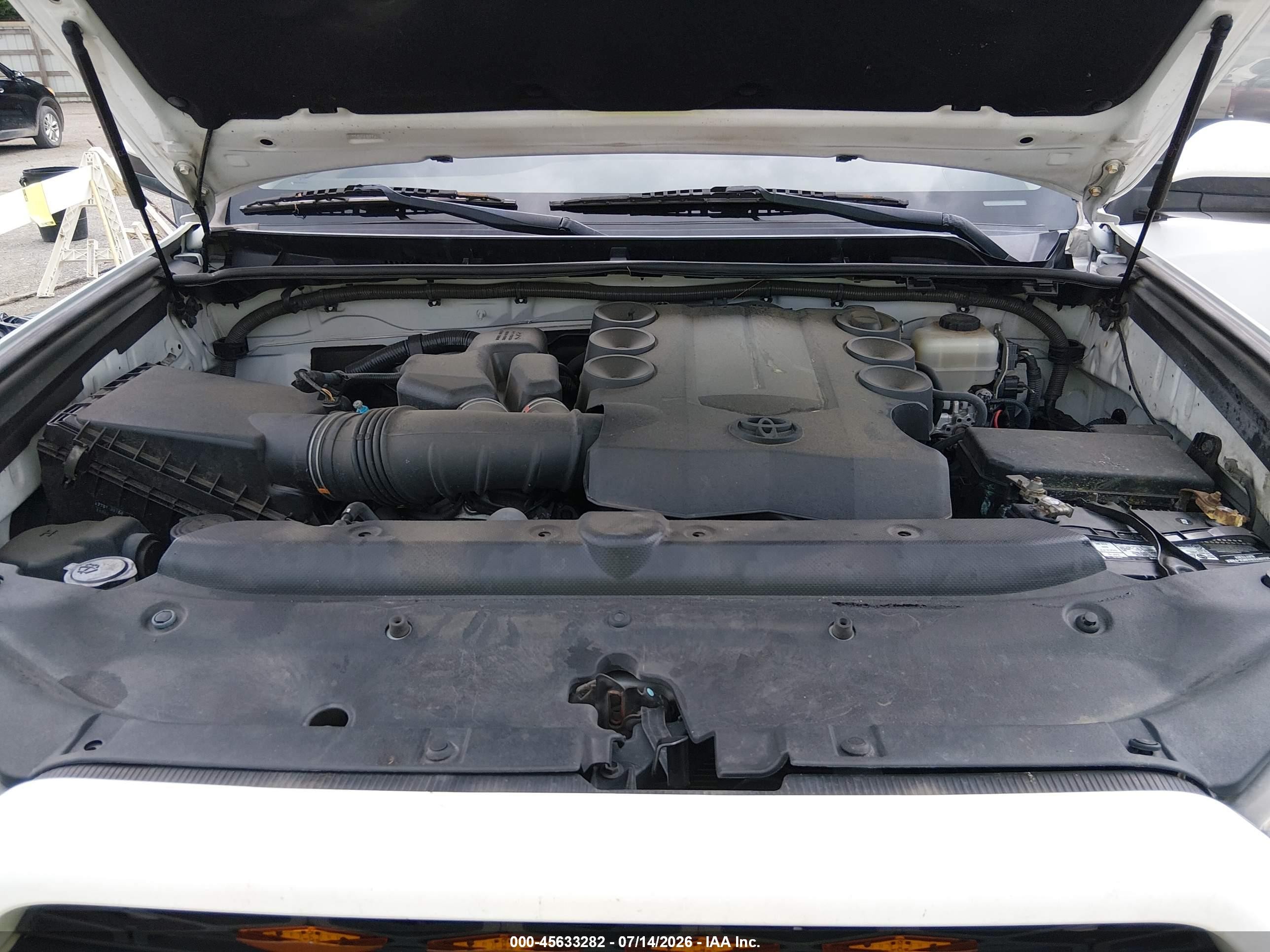 2015 Toyota 4runner Trail White vin: JTEBU5JR6F5265391