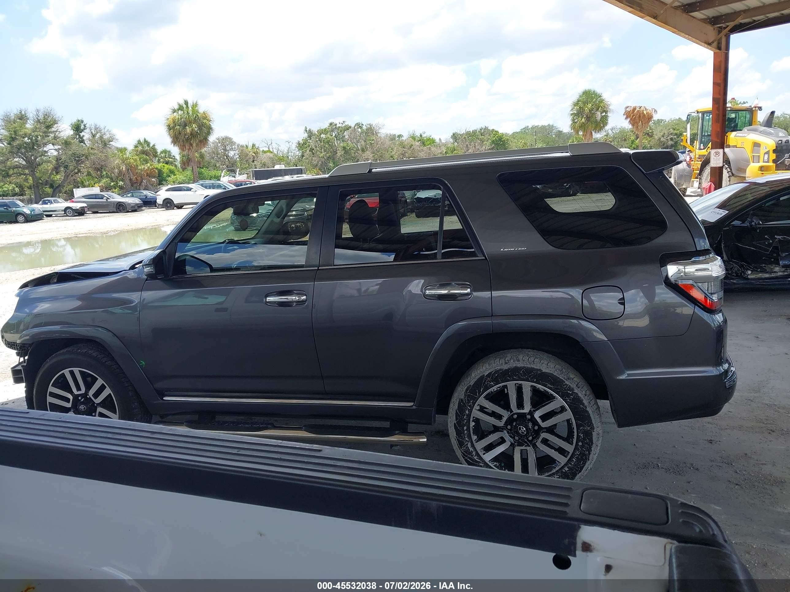 2015 Toyota 4runner Limited/sr5/sr5 Premium/trail/trail Premium/trd Pro Gray vin: JTEBU5JR6F5273233