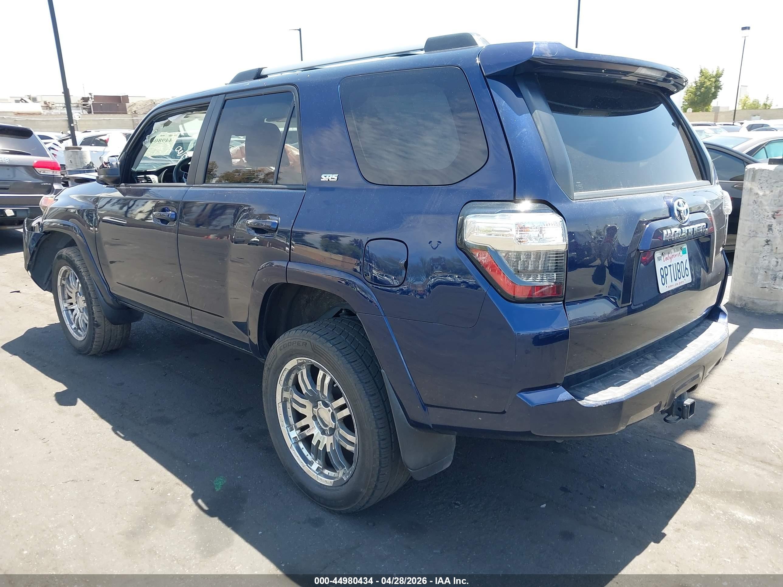 2020 Toyota 4runner Sr5 Blue vin: JTEBU5JR6L5791015
