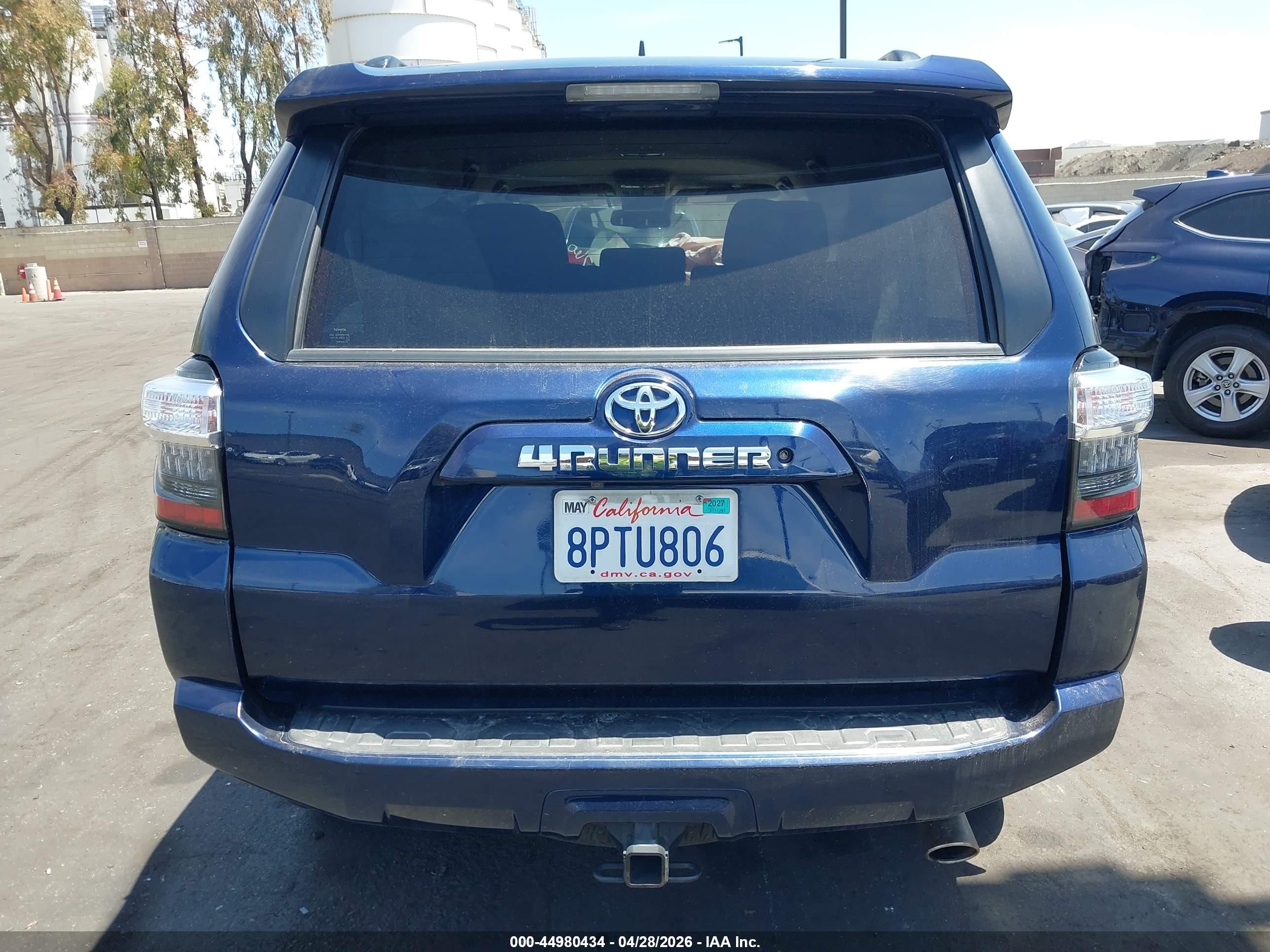 2020 Toyota 4runner Sr5 Blue vin: JTEBU5JR6L5791015
