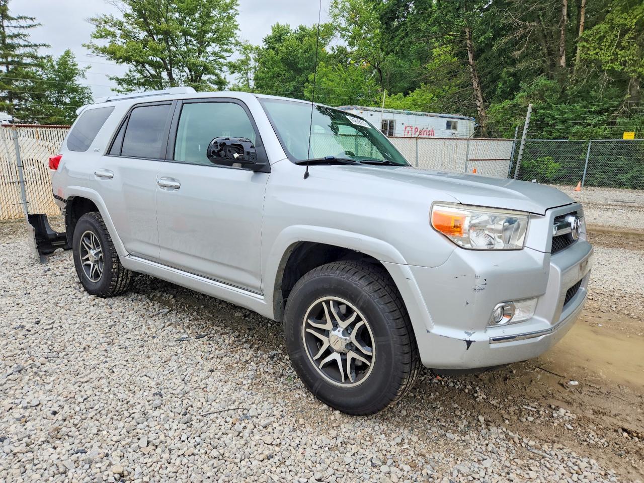 2010 Toyota 4runner Sr5 Silver vin: JTEBU5JR7A5014565
