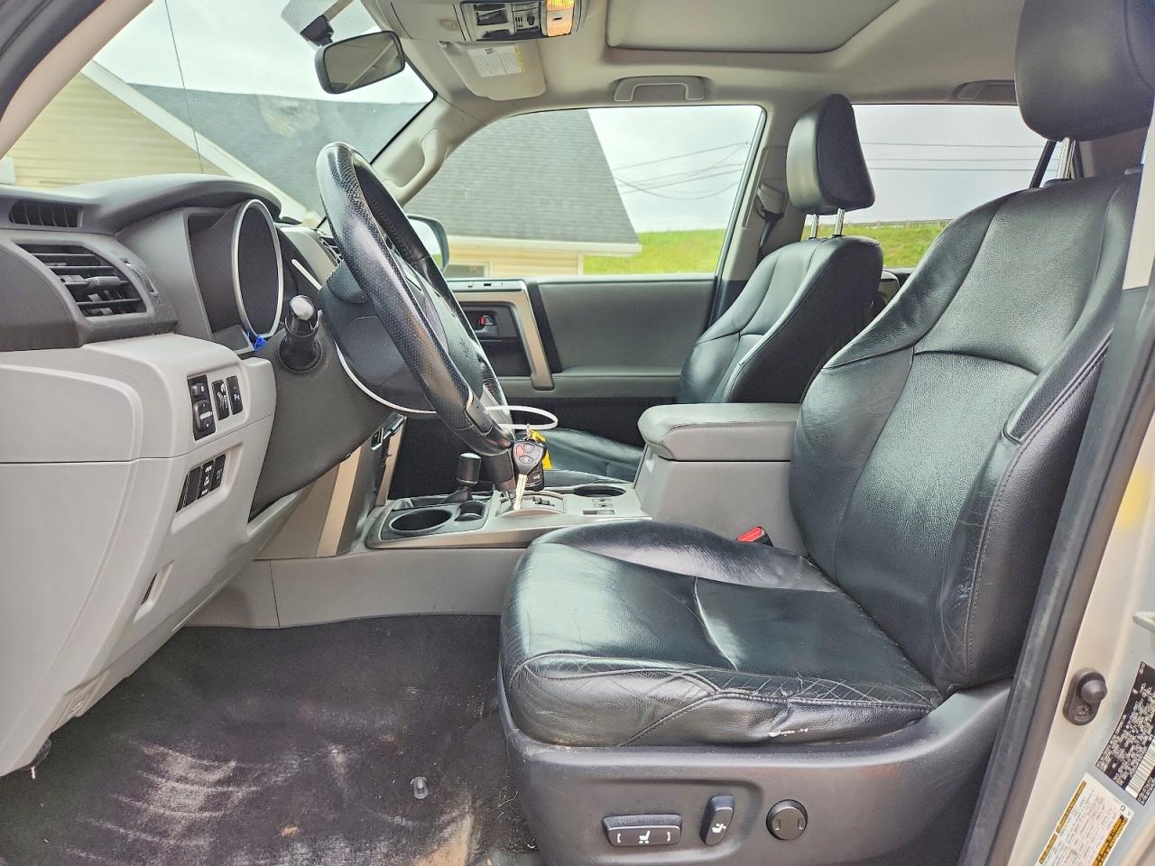 2010 Toyota 4runner Sr5 Silver vin: JTEBU5JR7A5014565