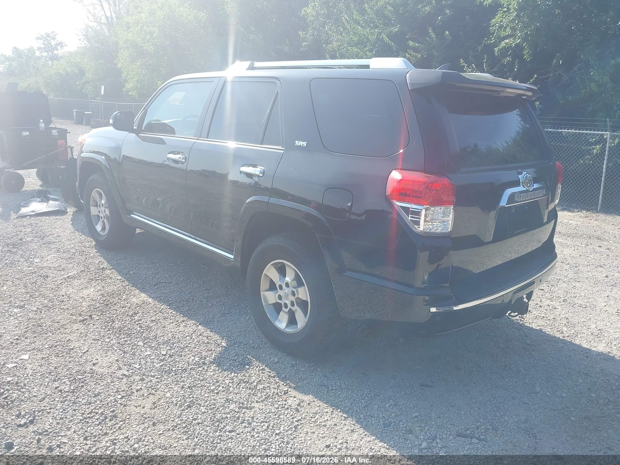 2010 Toyota 4runner Sr5 V6 Черный vin: JTEBU5JR7A5015179