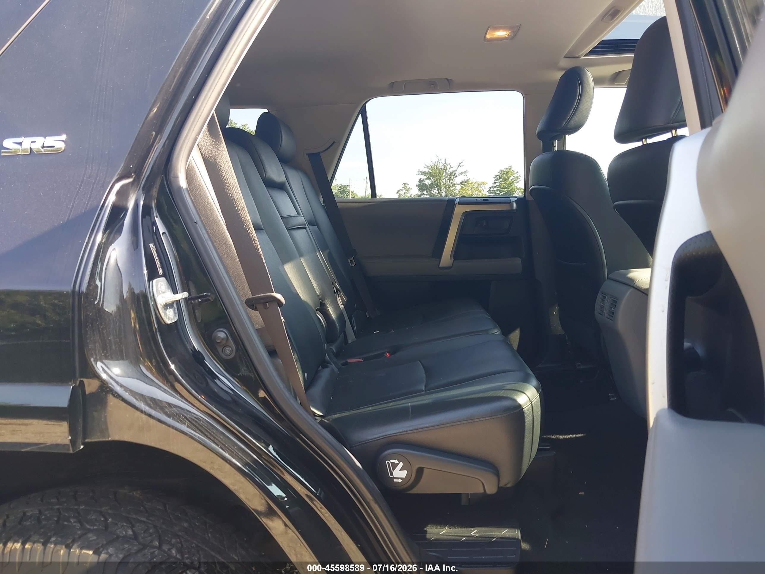2010 Toyota 4runner Sr5 V6 Черный vin: JTEBU5JR7A5015179