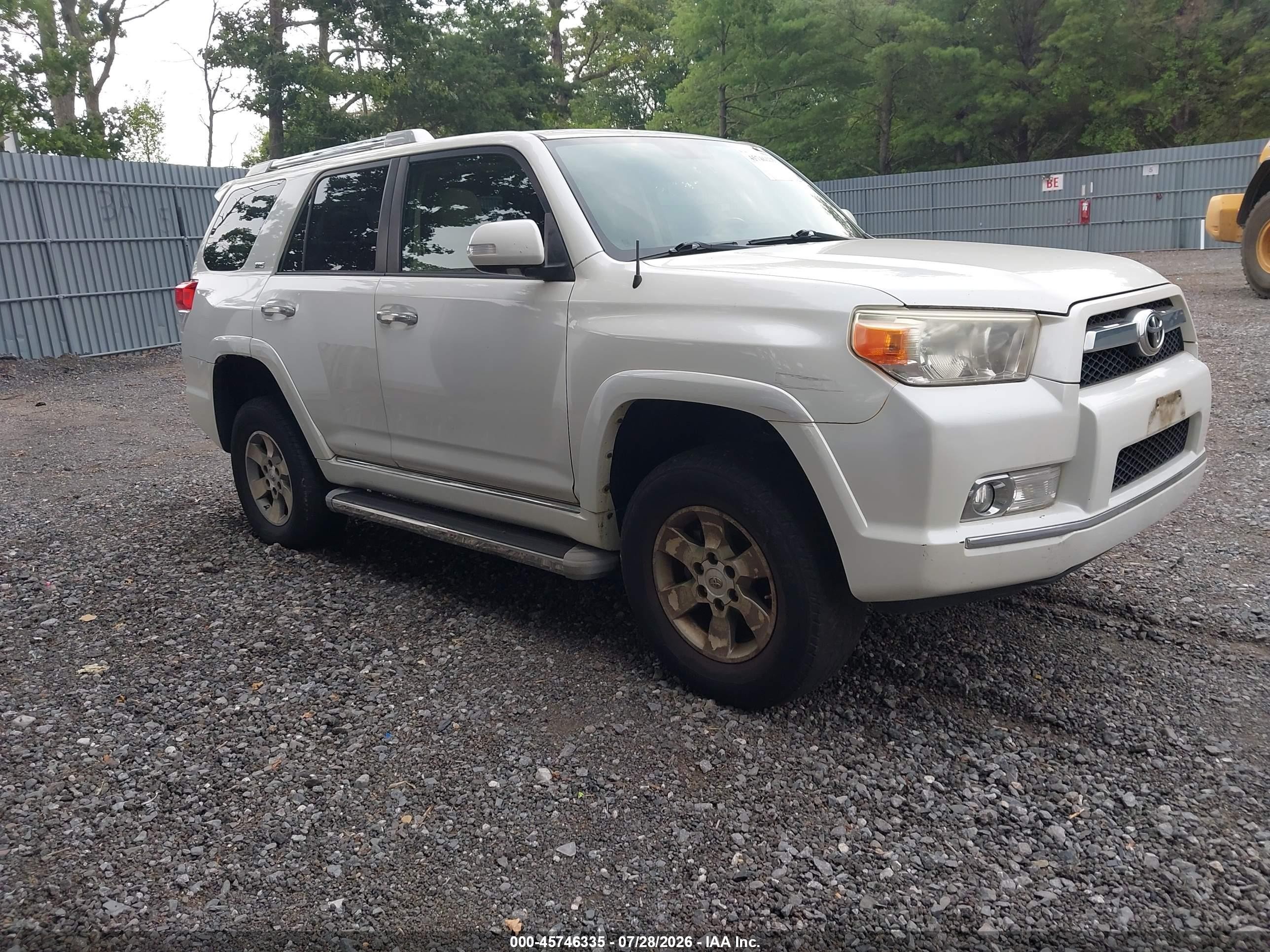 2011 Toyota 4runner Sr5 V6 Белый vin: JTEBU5JR7B5035417