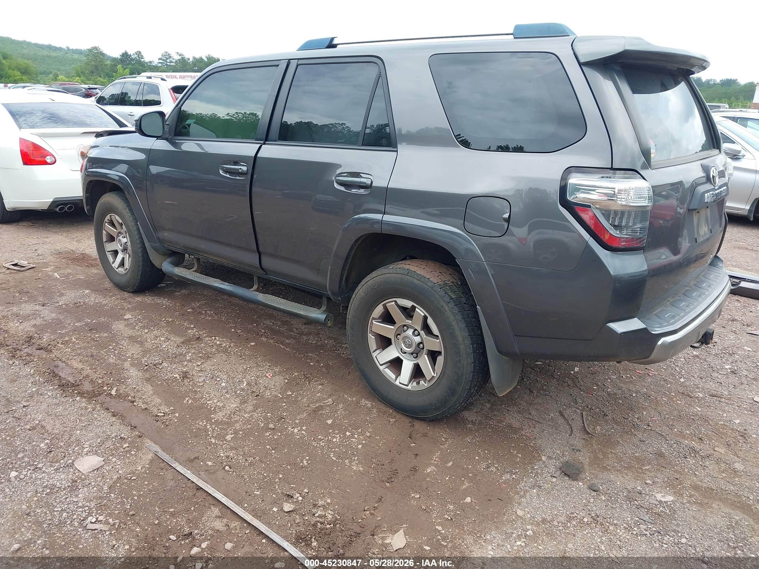 2014 Toyota 4runner Trail Black vin: JTEBU5JR7E5155223