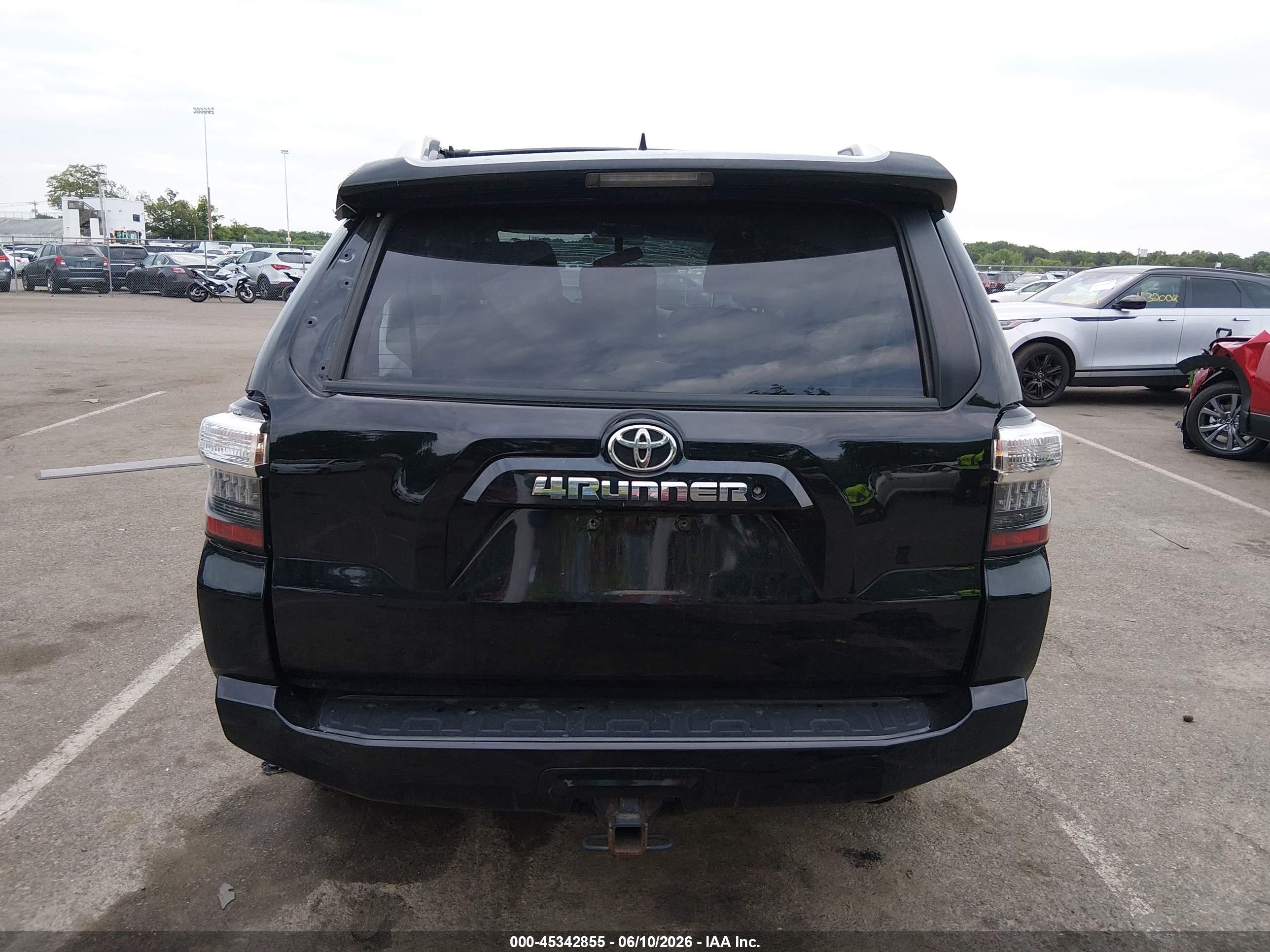 2014 Toyota 4runner Sr5 Black vin: JTEBU5JR7E5177772