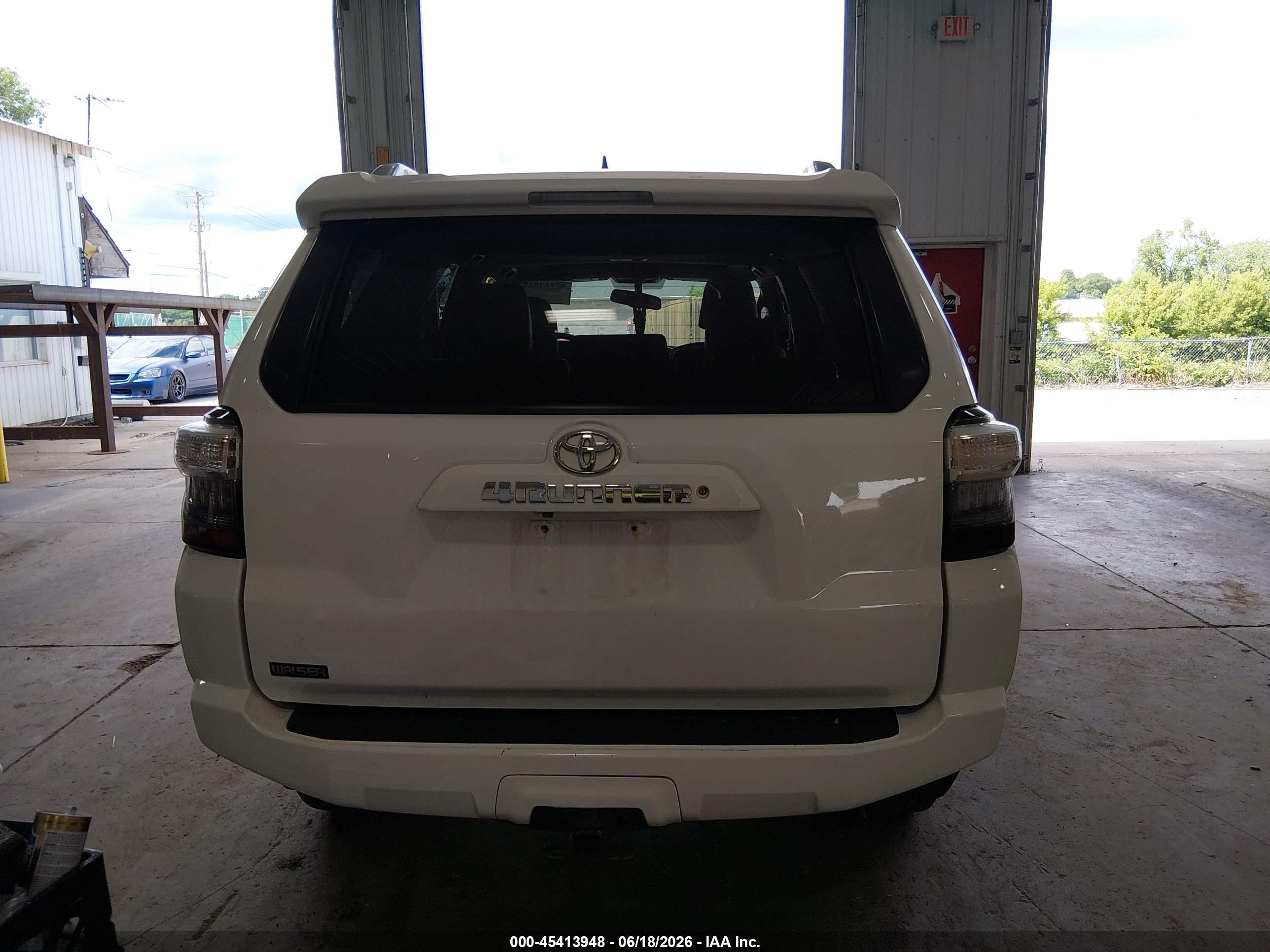 2015 Toyota 4runner Sr5 Premium White vin: JTEBU5JR7F5204020