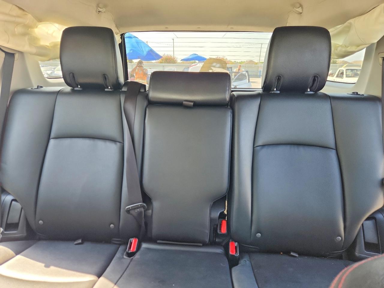 2015 Toyota 4runner Trd Pro White vin: JTEBU5JR7F5215678