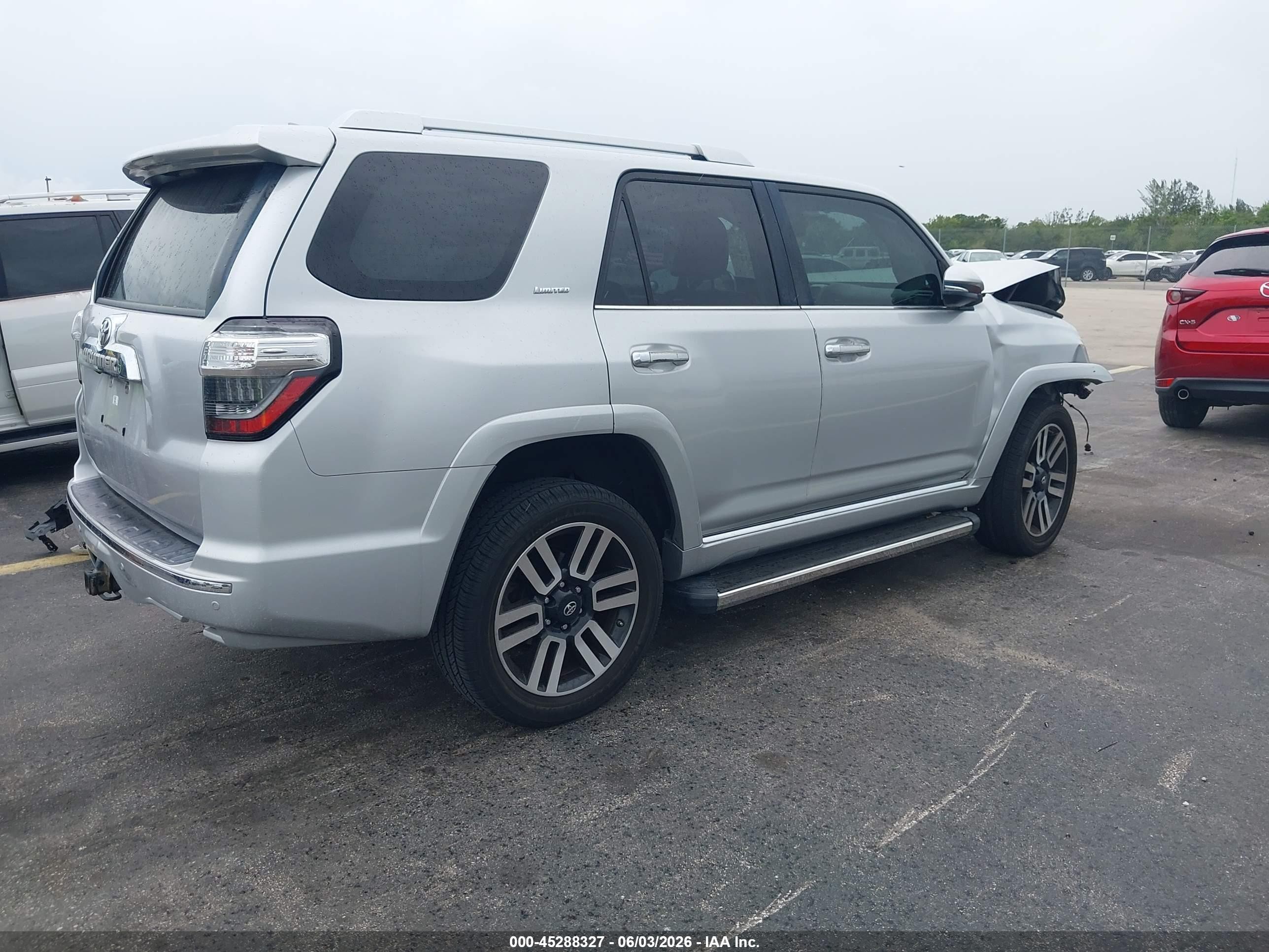 2015 Toyota 4runner Limited Silver vin: JTEBU5JR7F5234571