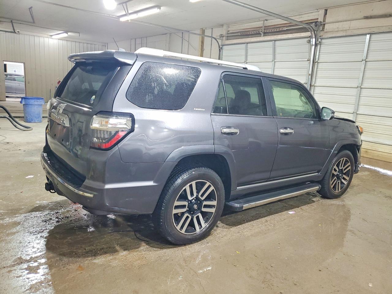2018 Toyota 4runner Limited Серый vin: JTEBU5JR7J5553848