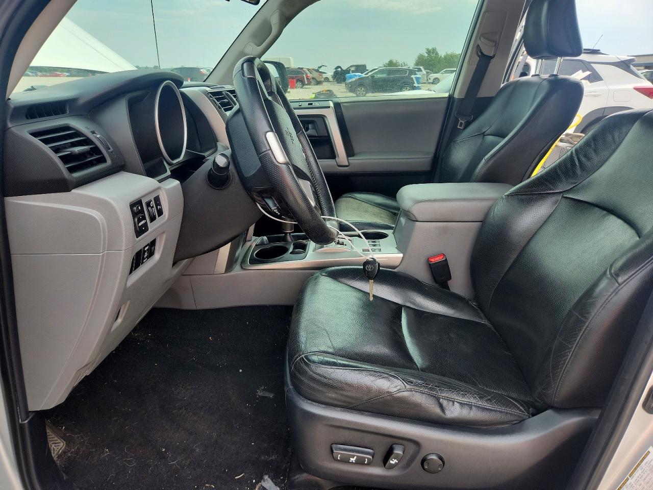 2010 Toyota 4runner Sr5 Silver vin: JTEBU5JR8A5027860