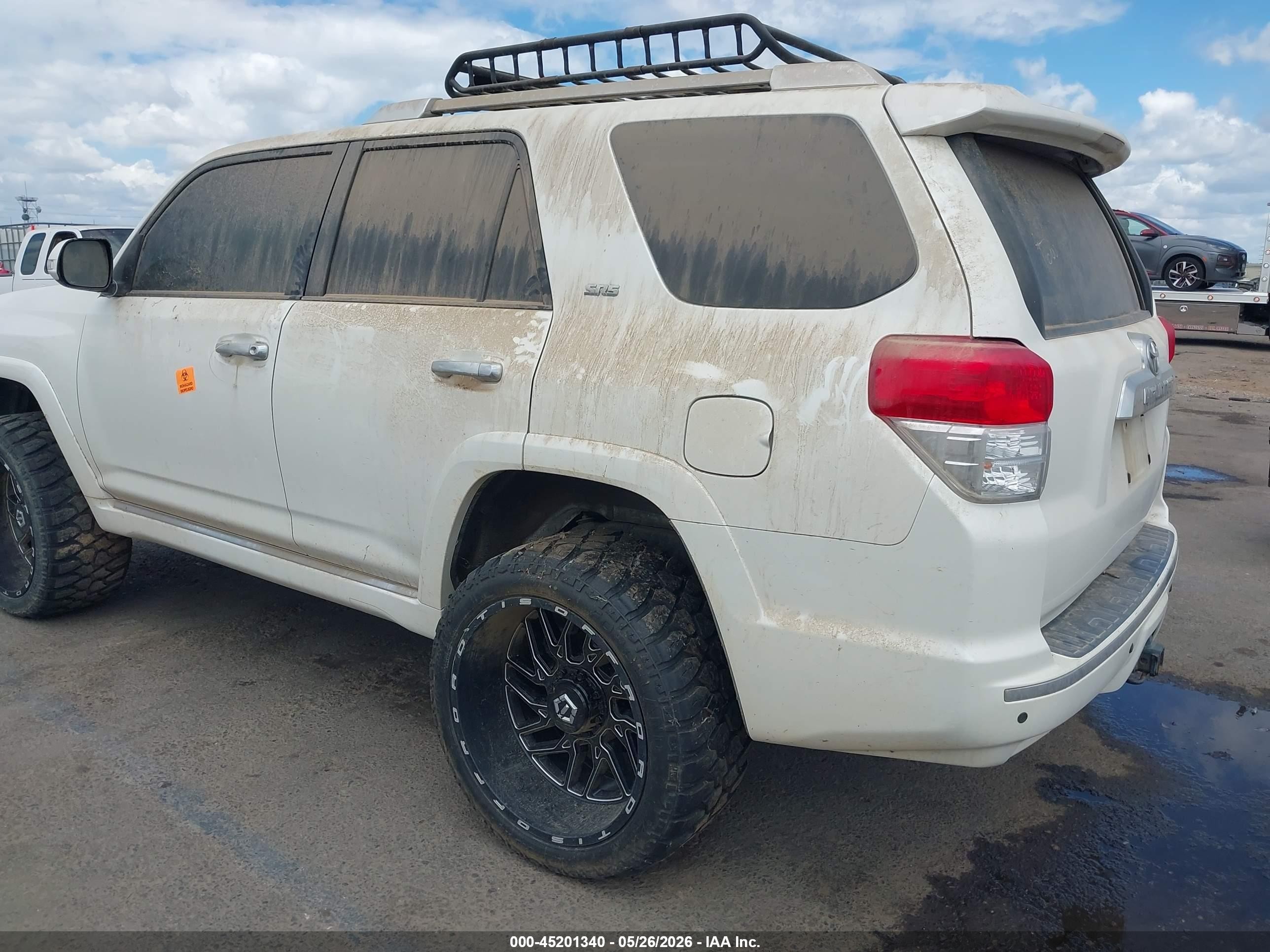2011 Toyota 4runner Sr5 V6 White vin: JTEBU5JR8B5037497