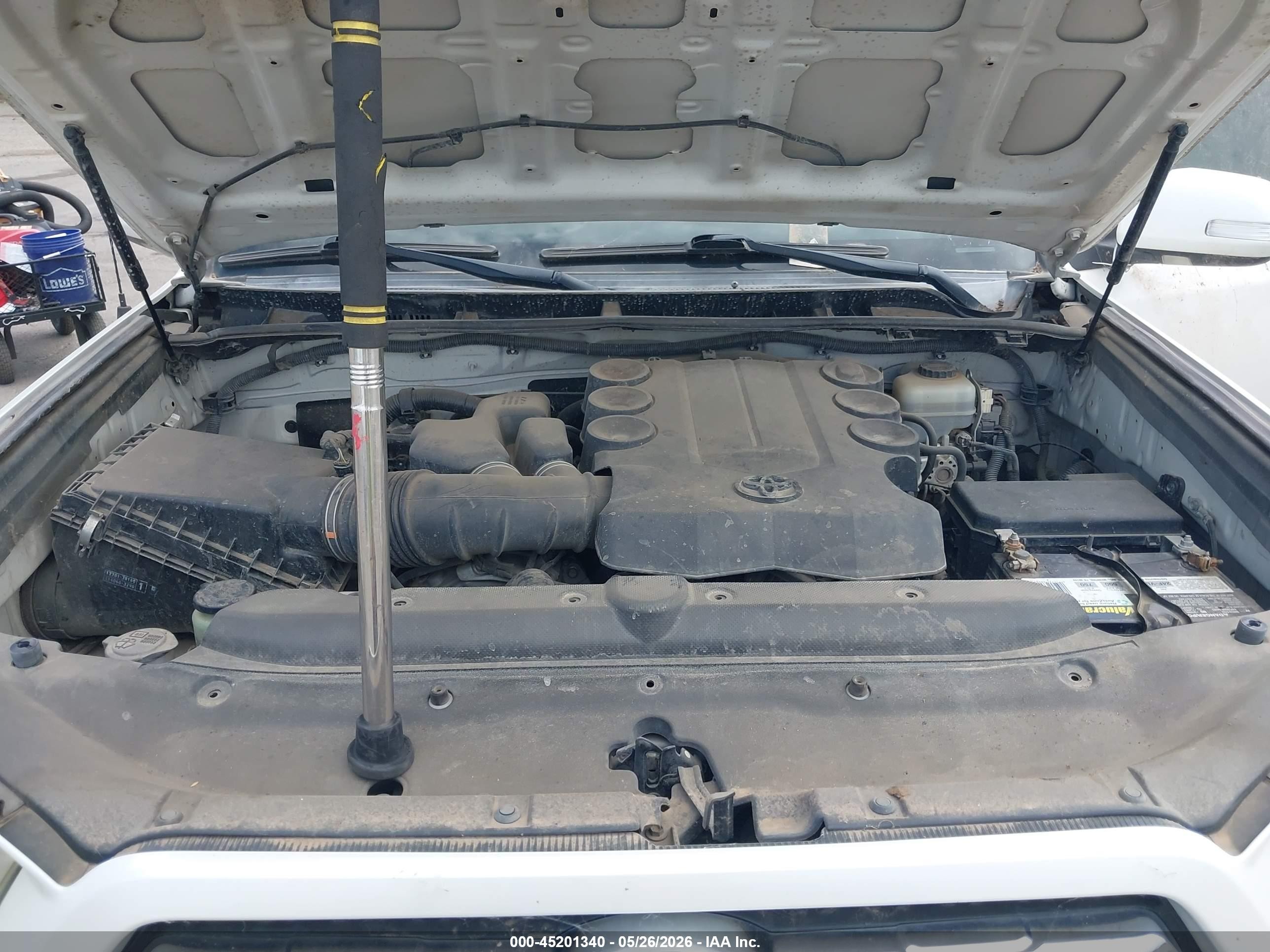 2011 Toyota 4runner Sr5 V6 White vin: JTEBU5JR8B5037497