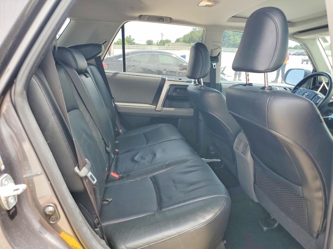 2011 Toyota 4runner Sr5 Black vin: JTEBU5JR8B5050928