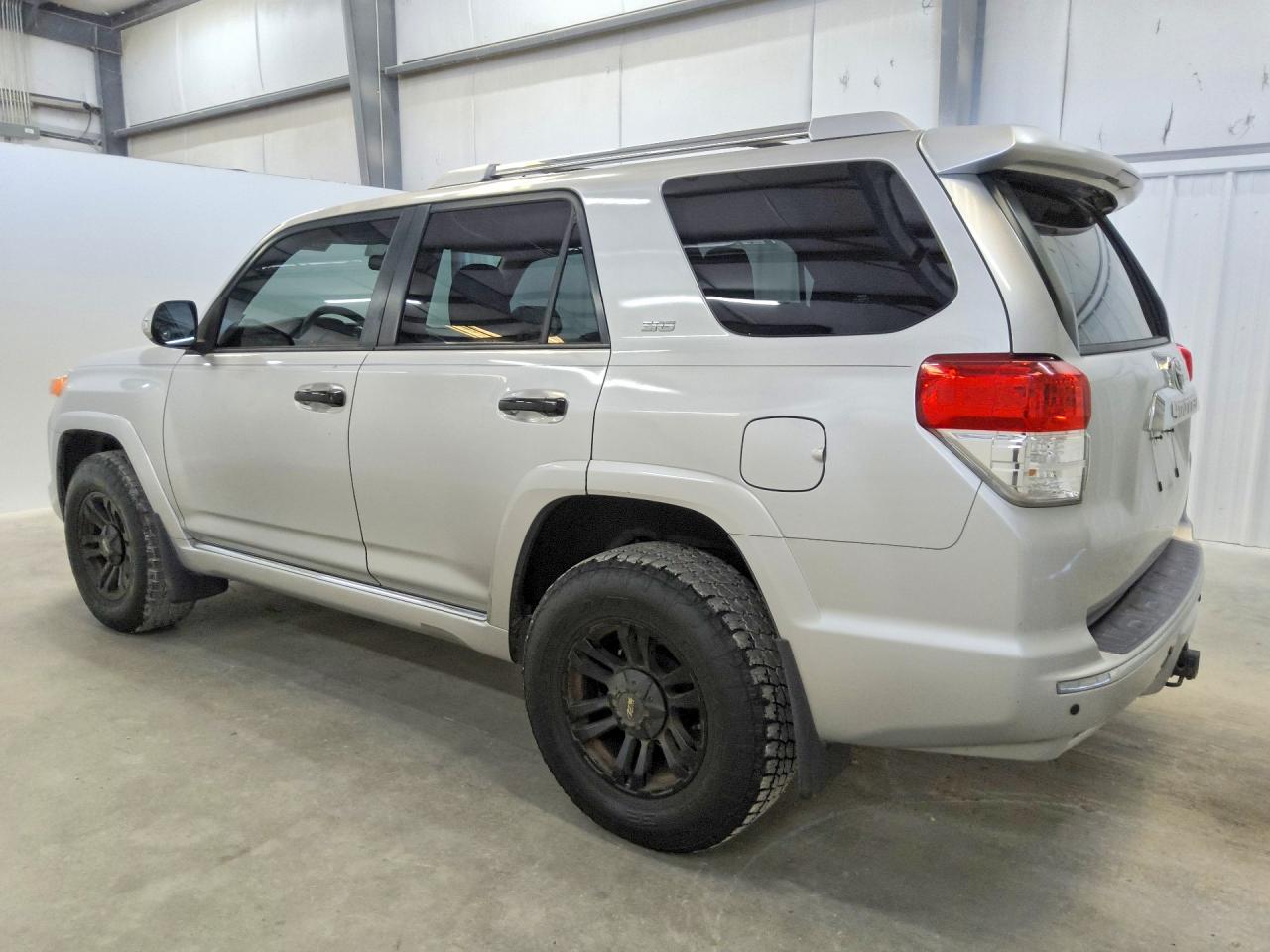 2012 Toyota 4runner Sr5 Silver vin: JTEBU5JR8C5096969