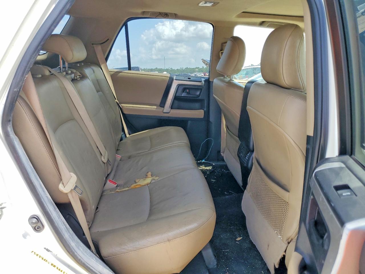 2013 Toyota 4runner Limited White vin: JTEBU5JR8D5114730